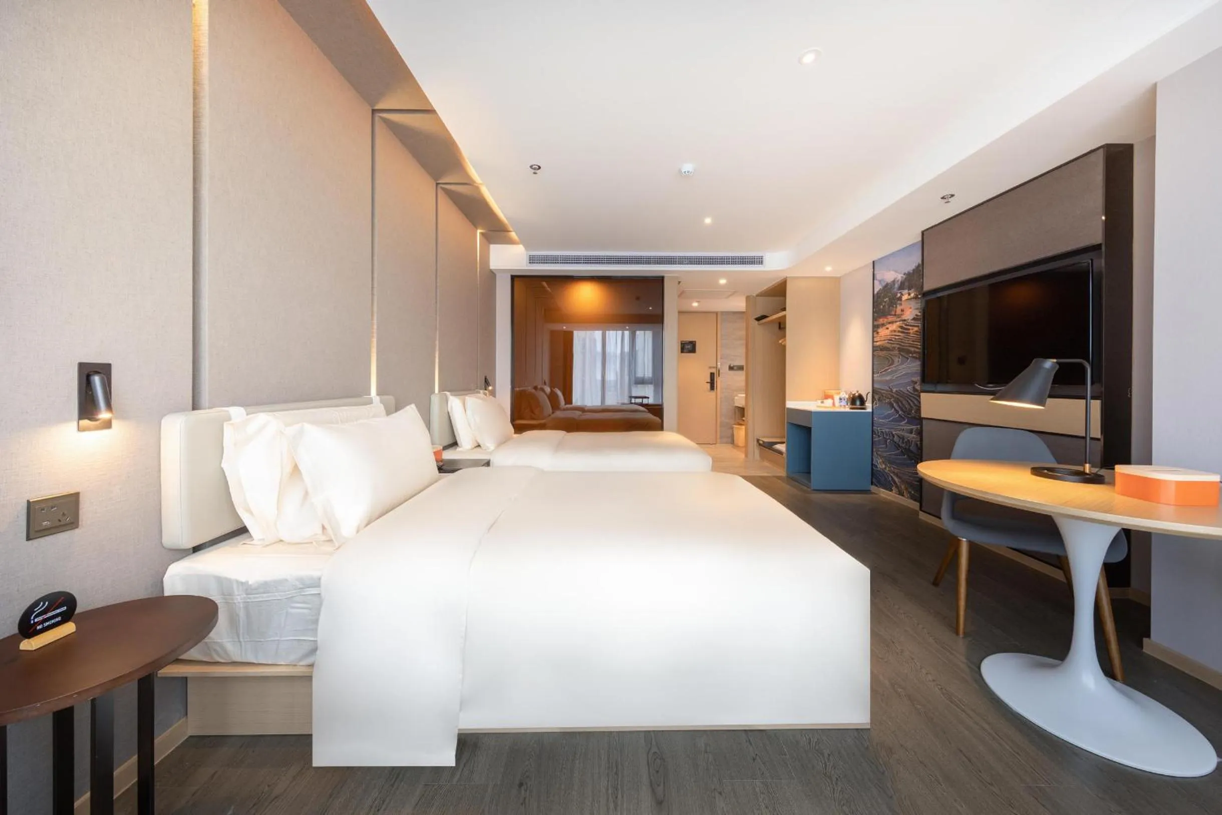 Bed in Atour Hotel Kunming Hi-tech Wuyue Plaza