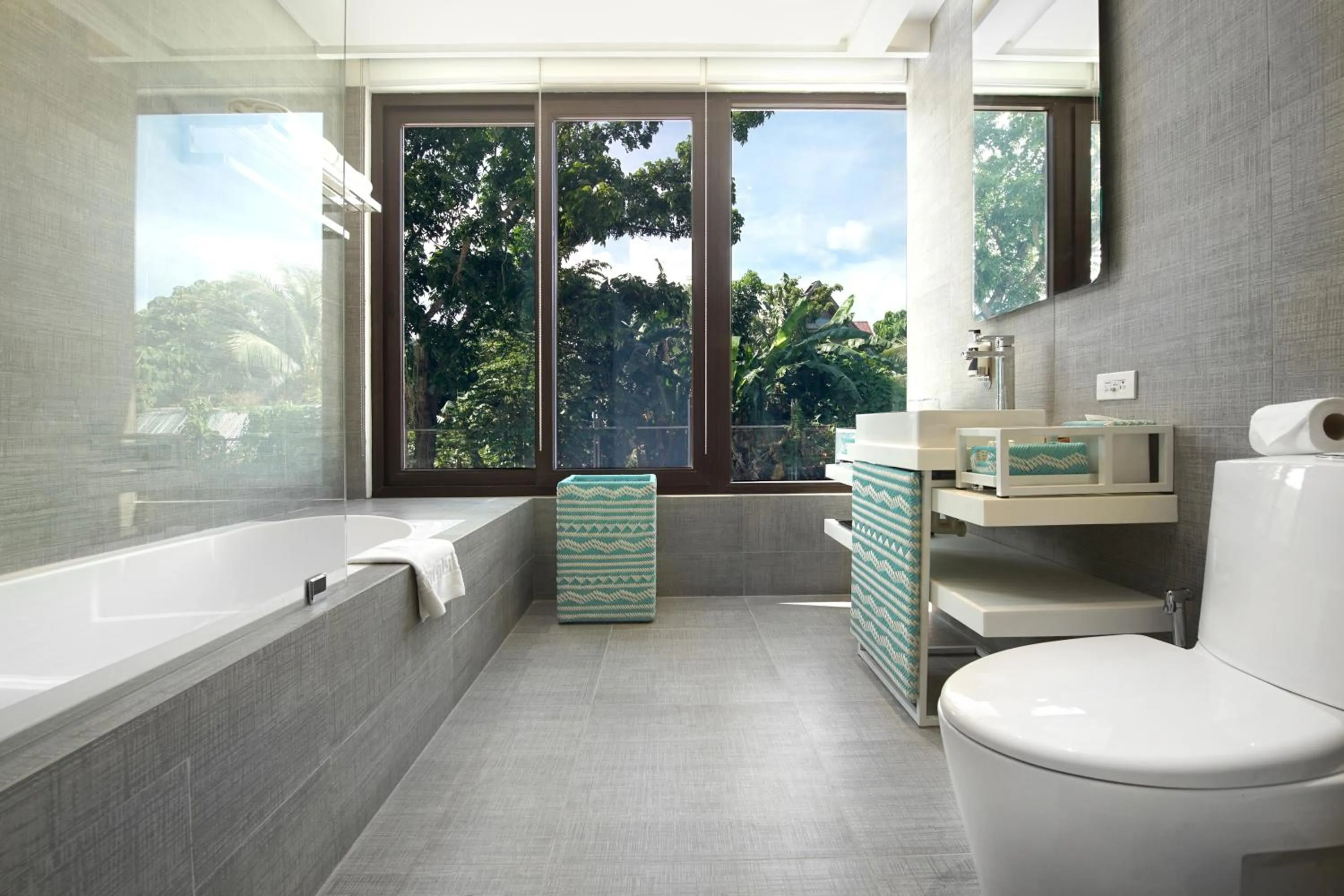 Toilet in Astoria Palawan