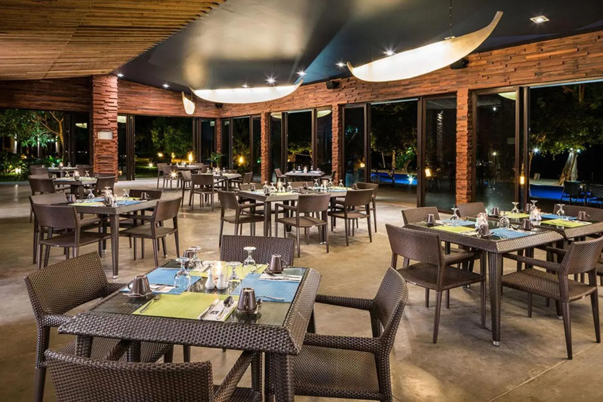 Restaurant/places to eat in Astoria Palawan Restaurant/places to eat in Astoria Palawan