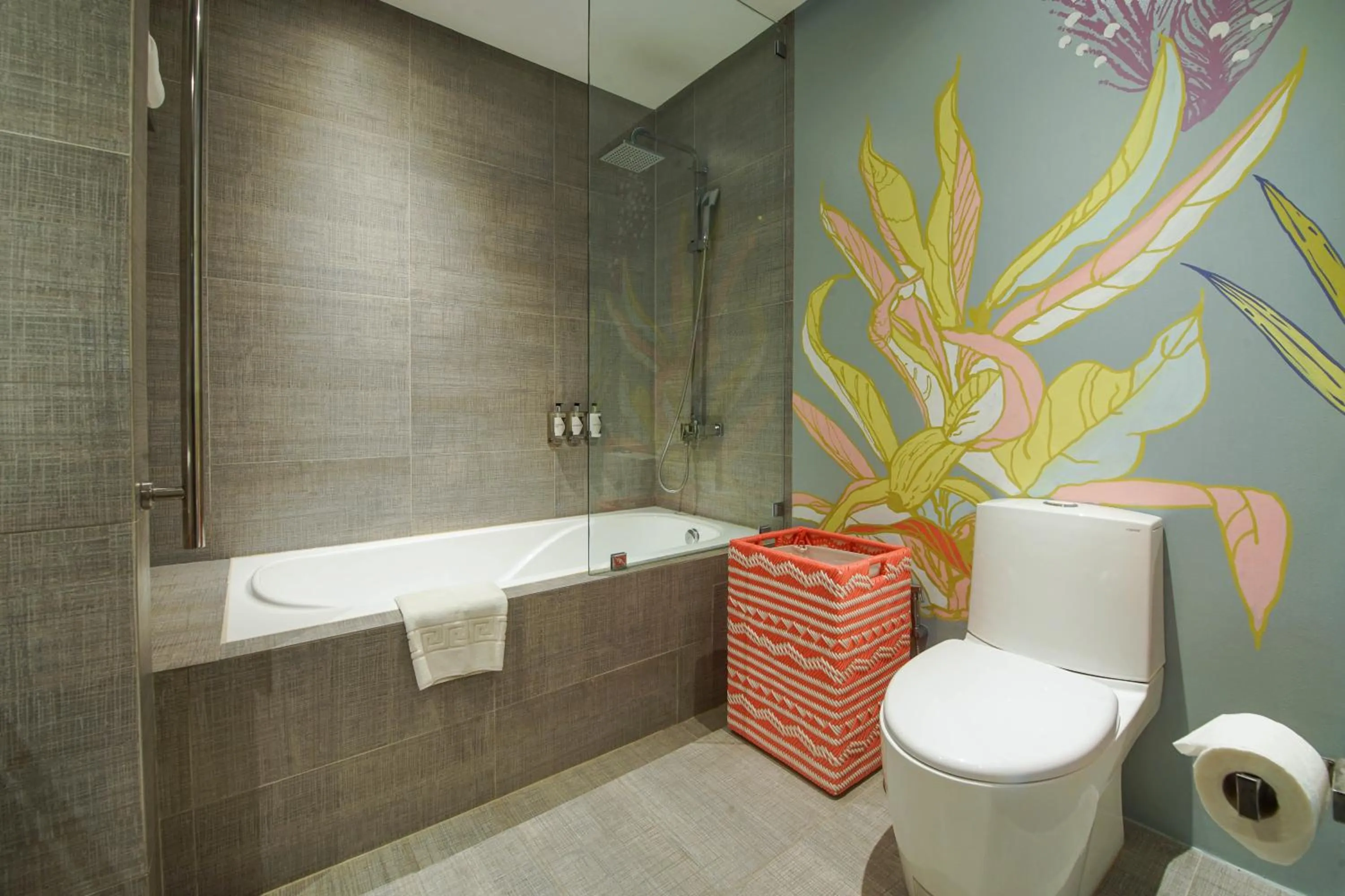 Toilet in Astoria Palawan