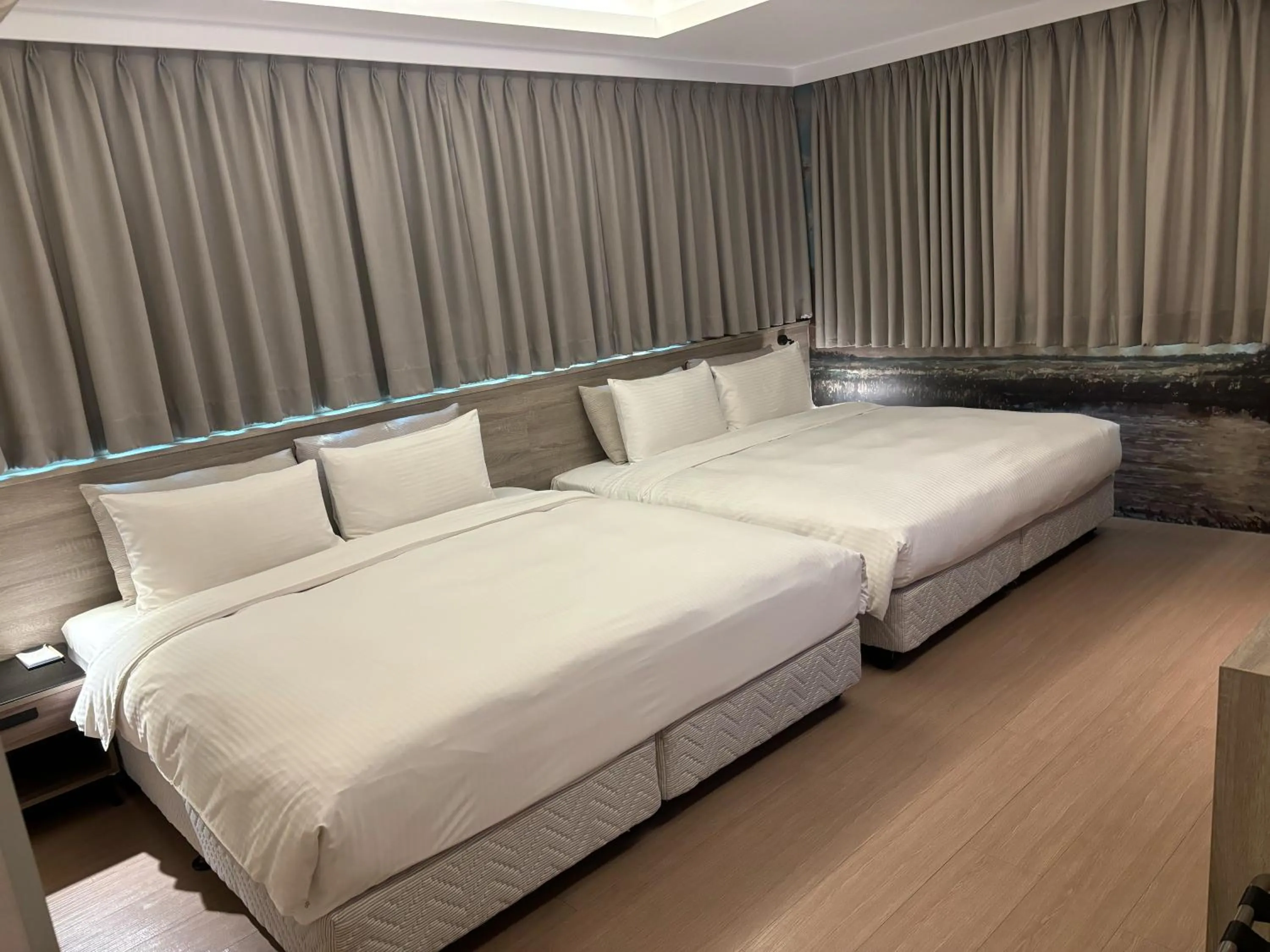 Photo of the whole room, Bed in Yuhao Hotel - Hsinchu Branch