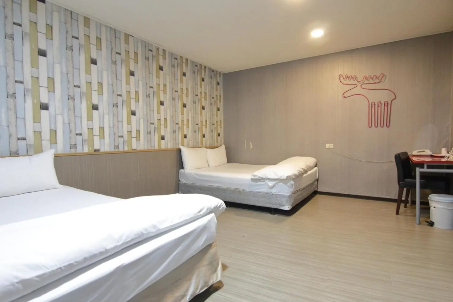 Photo of the whole room, Bed in Baoshan Hotel