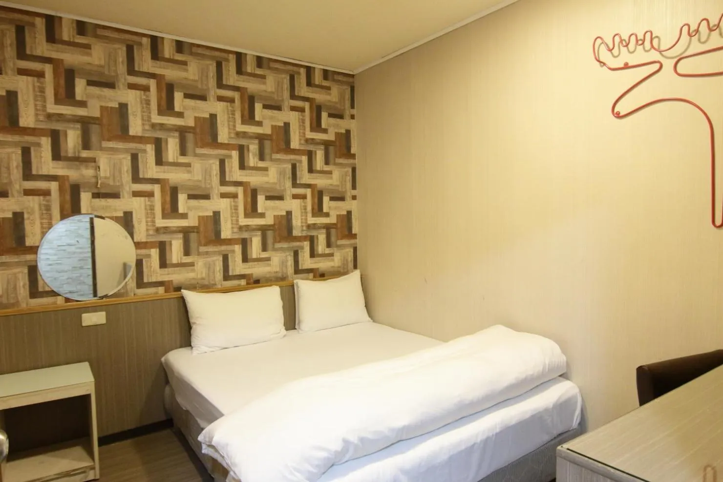Bedroom, Bed in Baoshan Hotel
