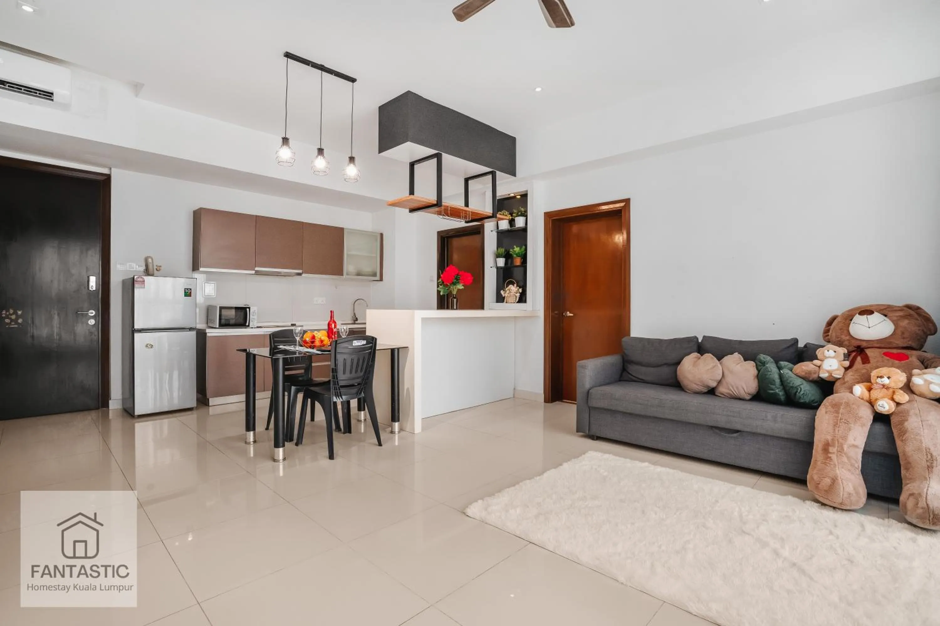 Regalia Residence @ KLCC View Sky Pool by KC