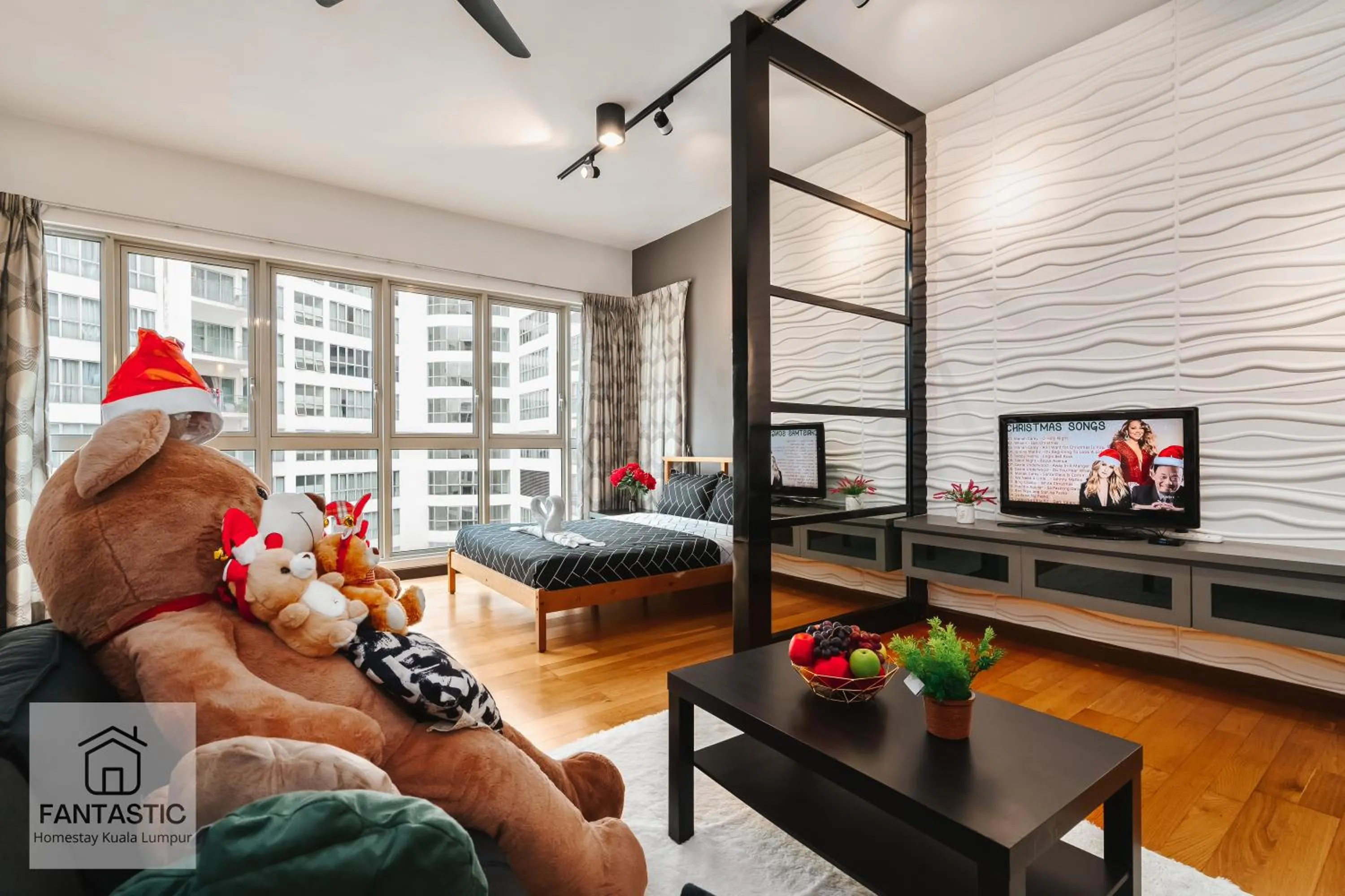 Bed in Regalia Residence @ KLCC View Sky Pool by KC