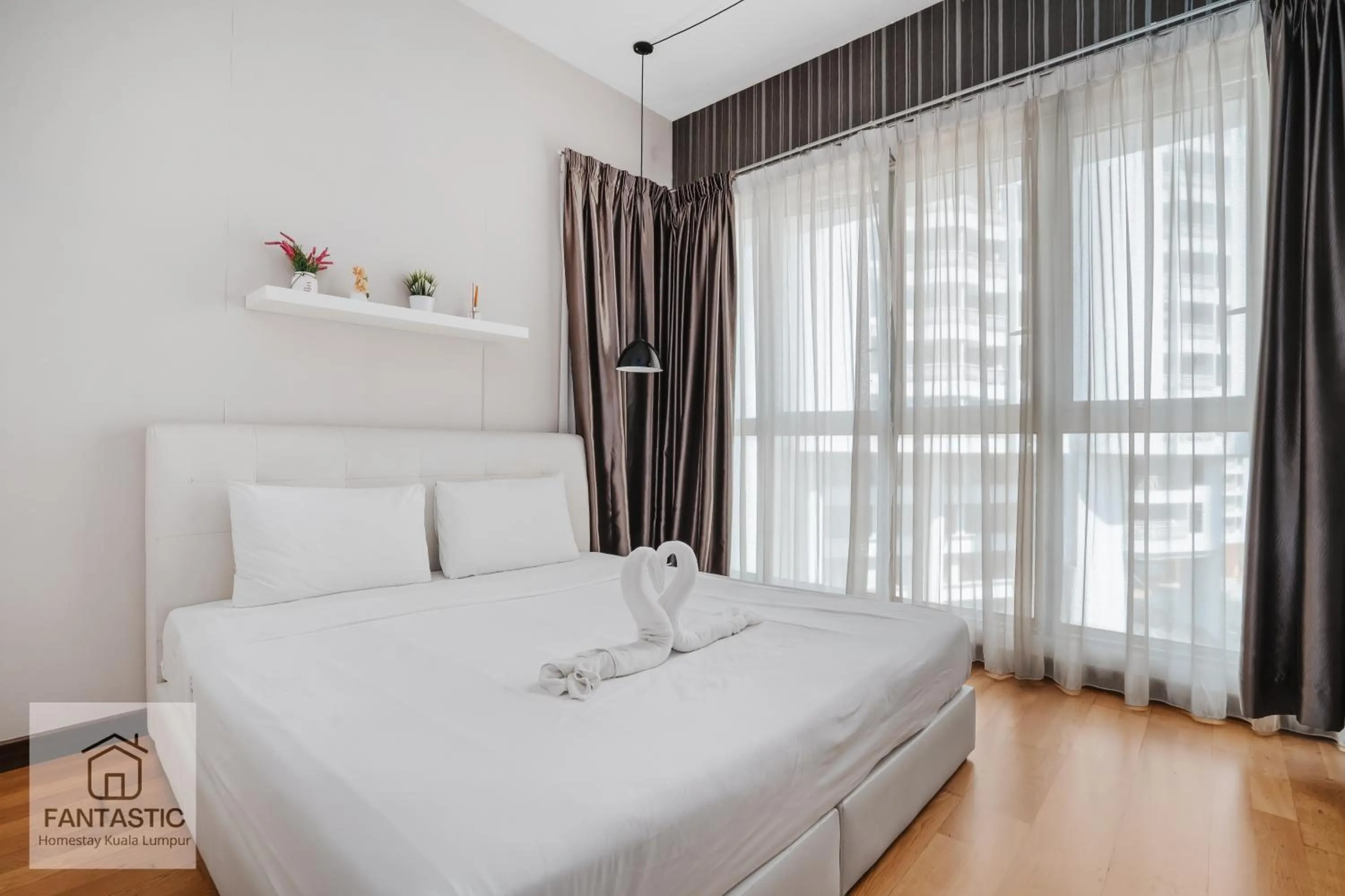 Bed in Regalia Residence @ KLCC View Sky Pool by KC