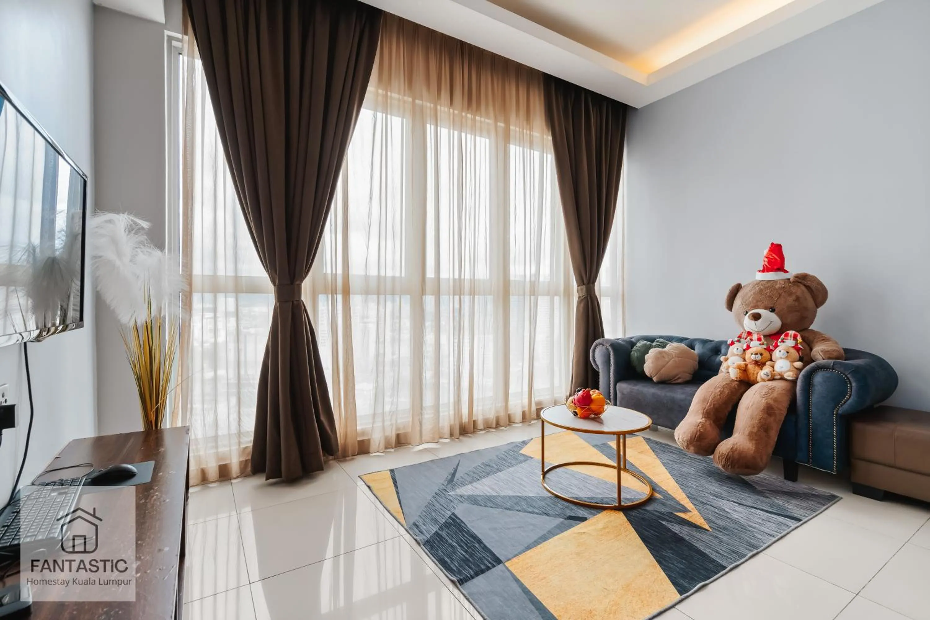 Regalia Residence @ KLCC View Sky Pool by KC