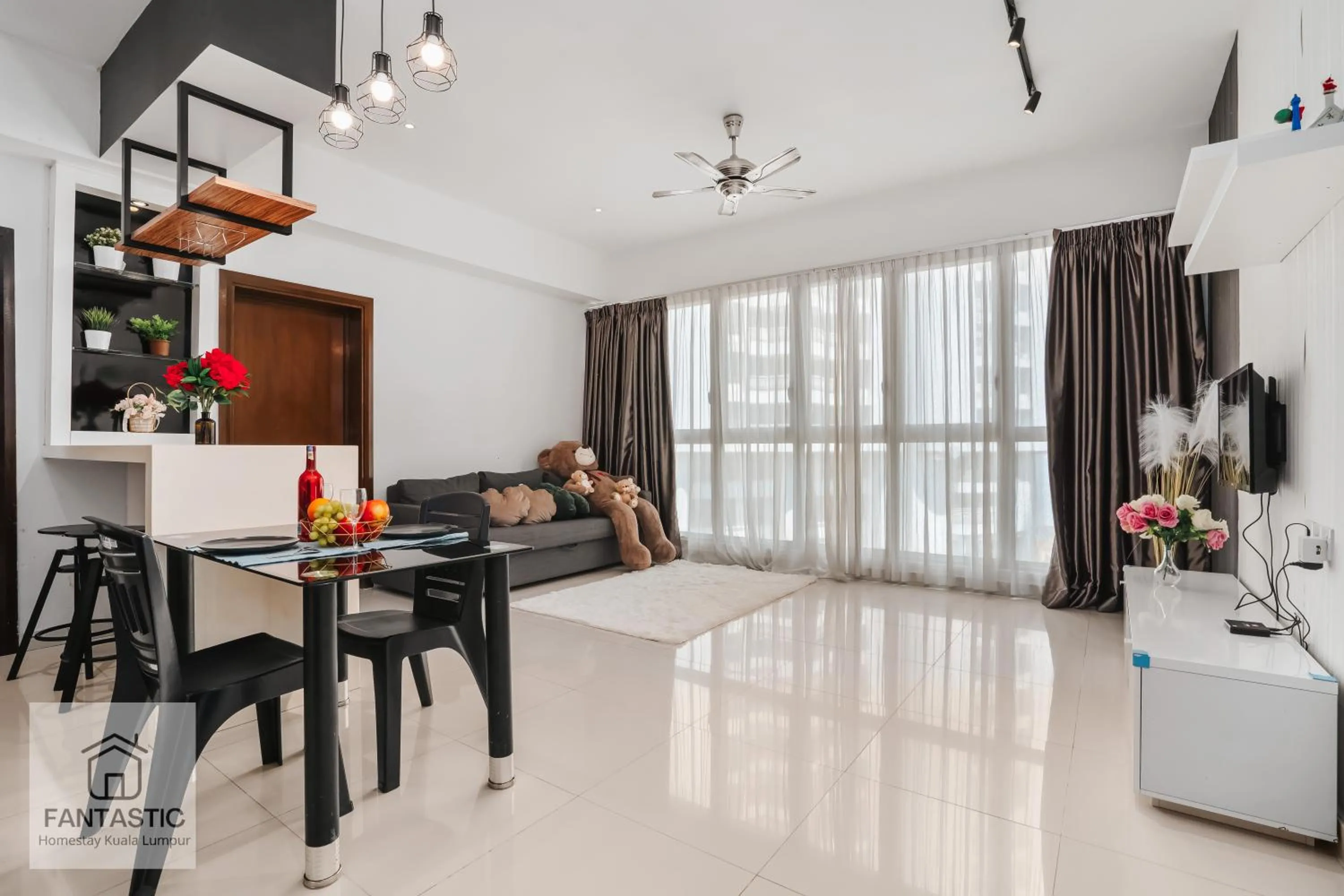 Regalia Residence @ KLCC View Sky Pool by KC