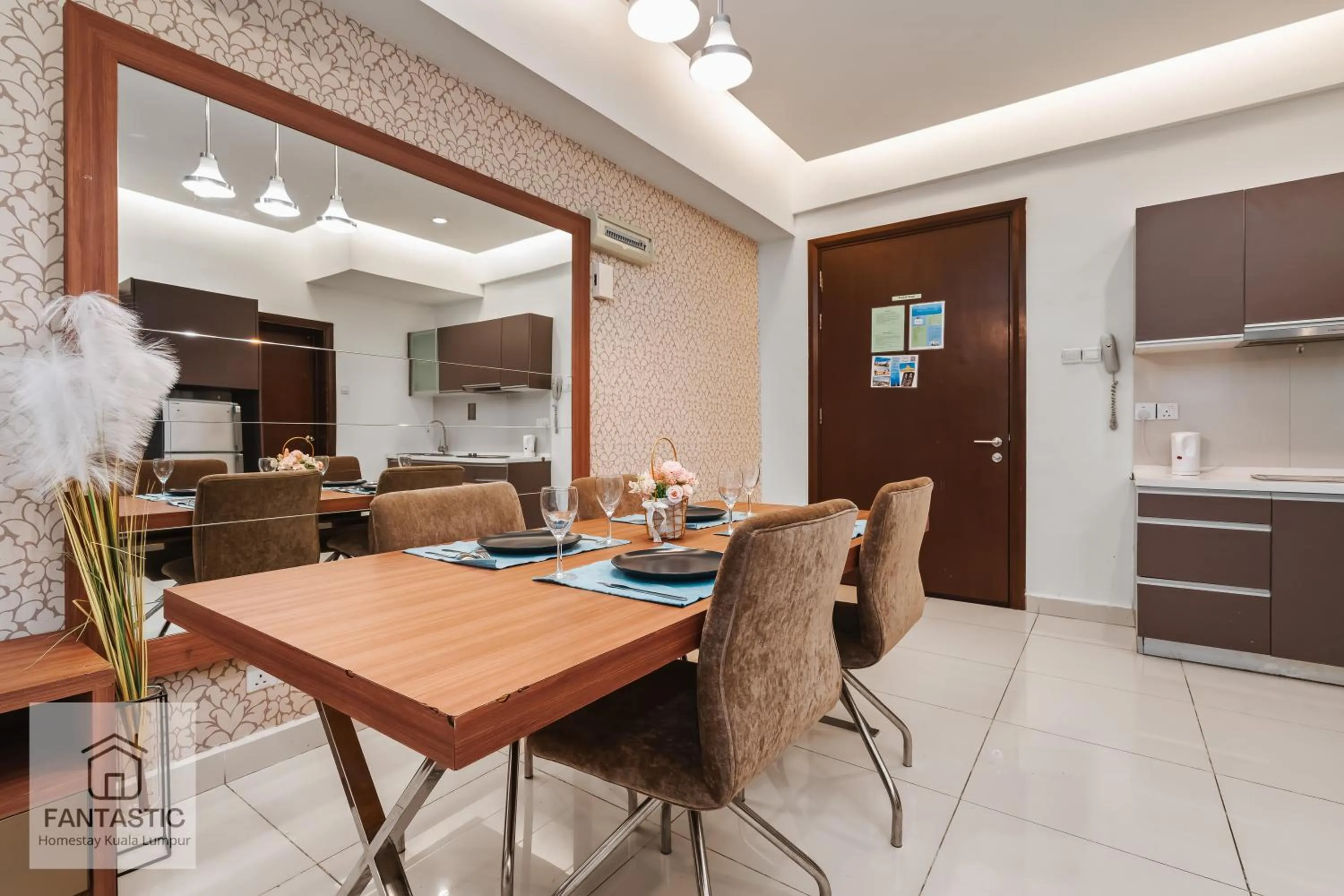 Regalia Residence @ KLCC View Sky Pool by KC