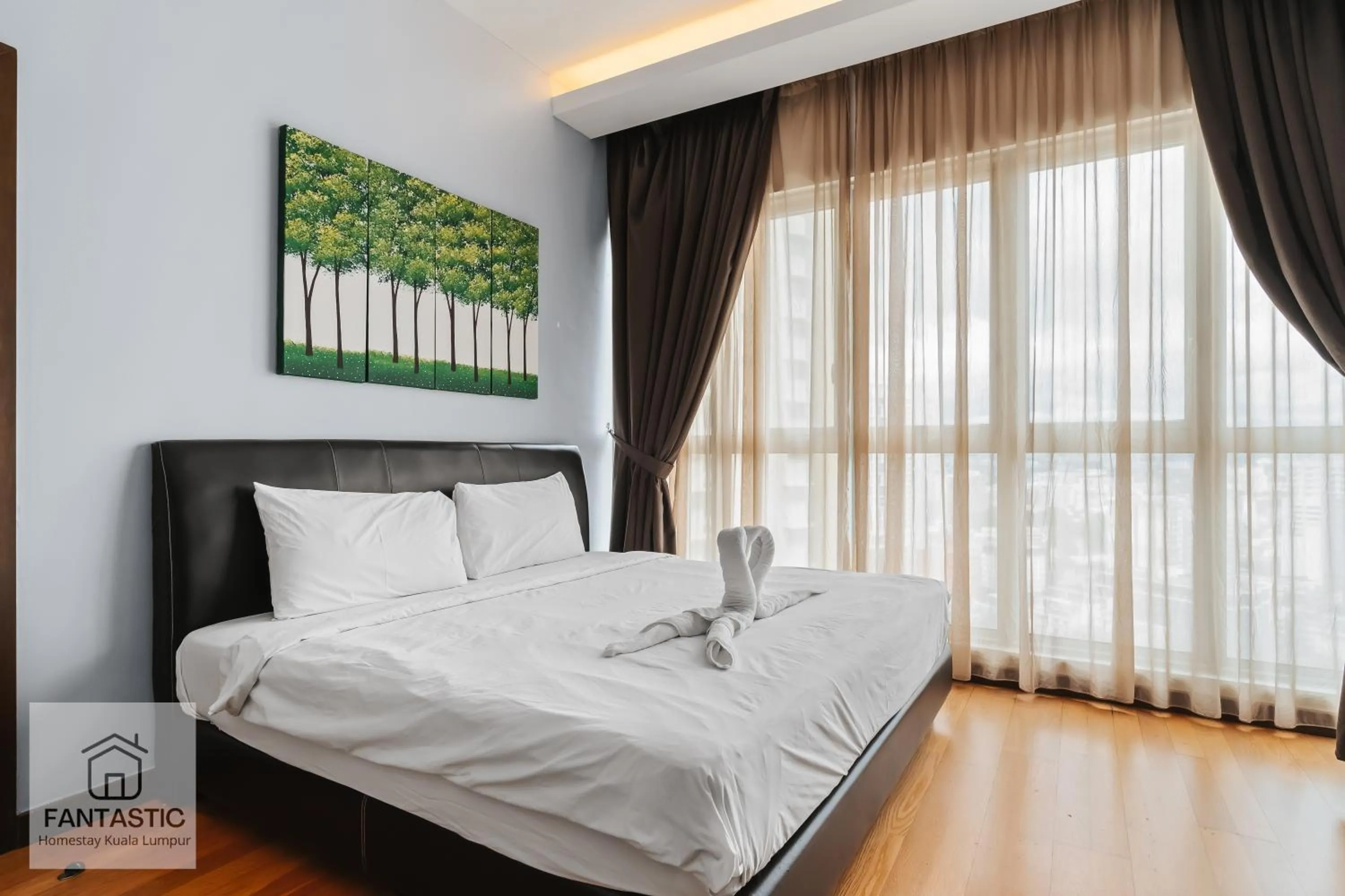 Bed in Regalia Residence @ KLCC View Sky Pool by KC