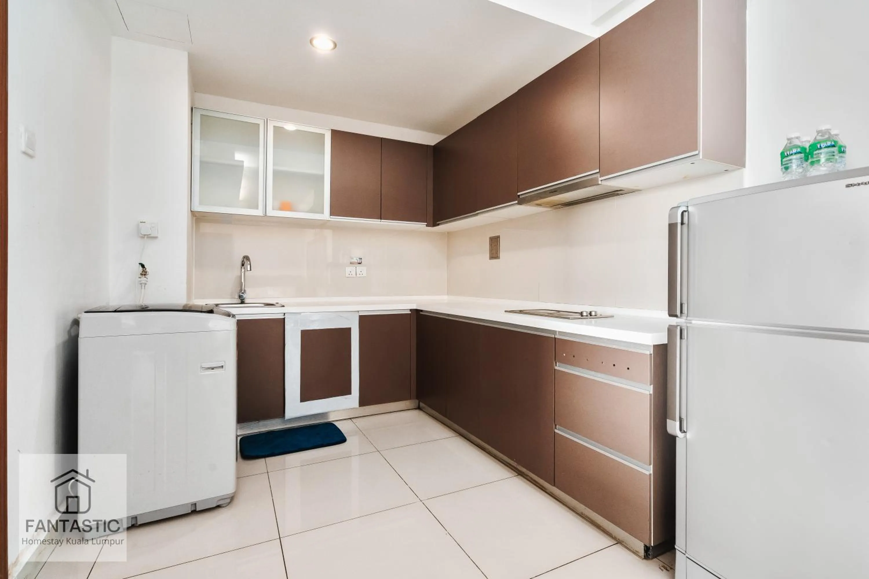 Regalia Residence @ KLCC View Sky Pool by KC