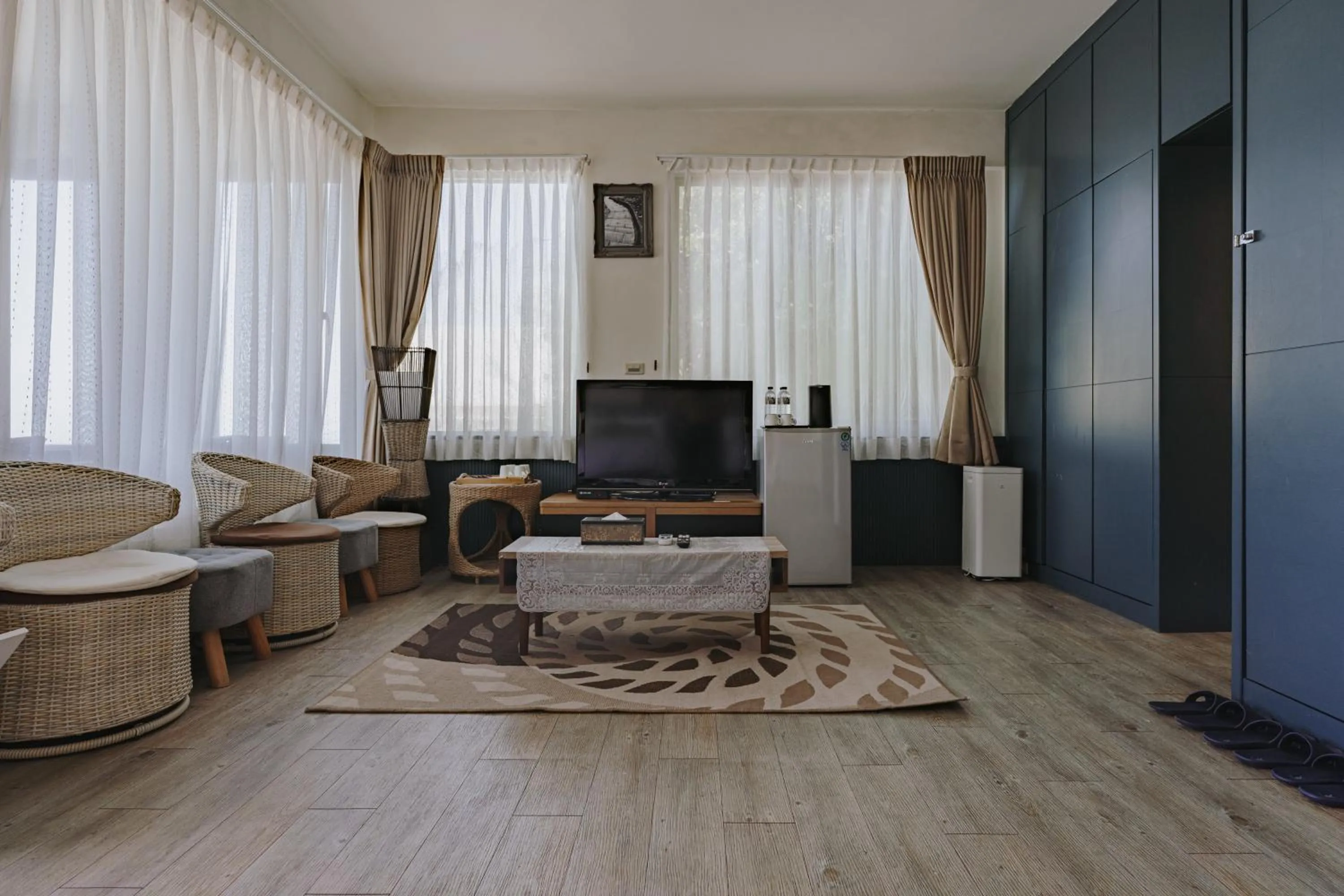 TV and multimedia in Mountain Traveler Inn