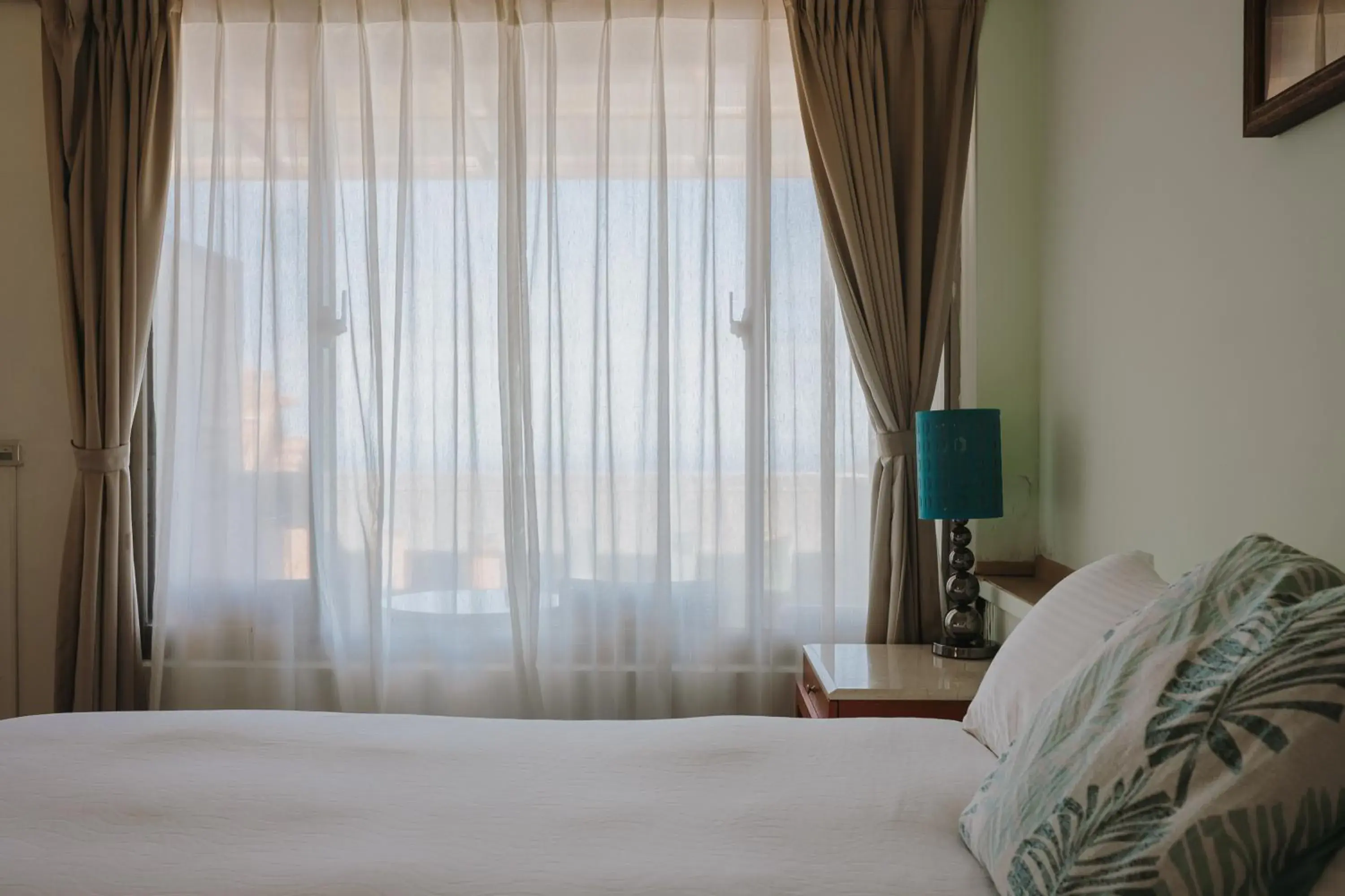 Photo of the whole room, Bed in Mountain Traveler Inn Photo of the whole room, Bed in Mountain Traveler Inn