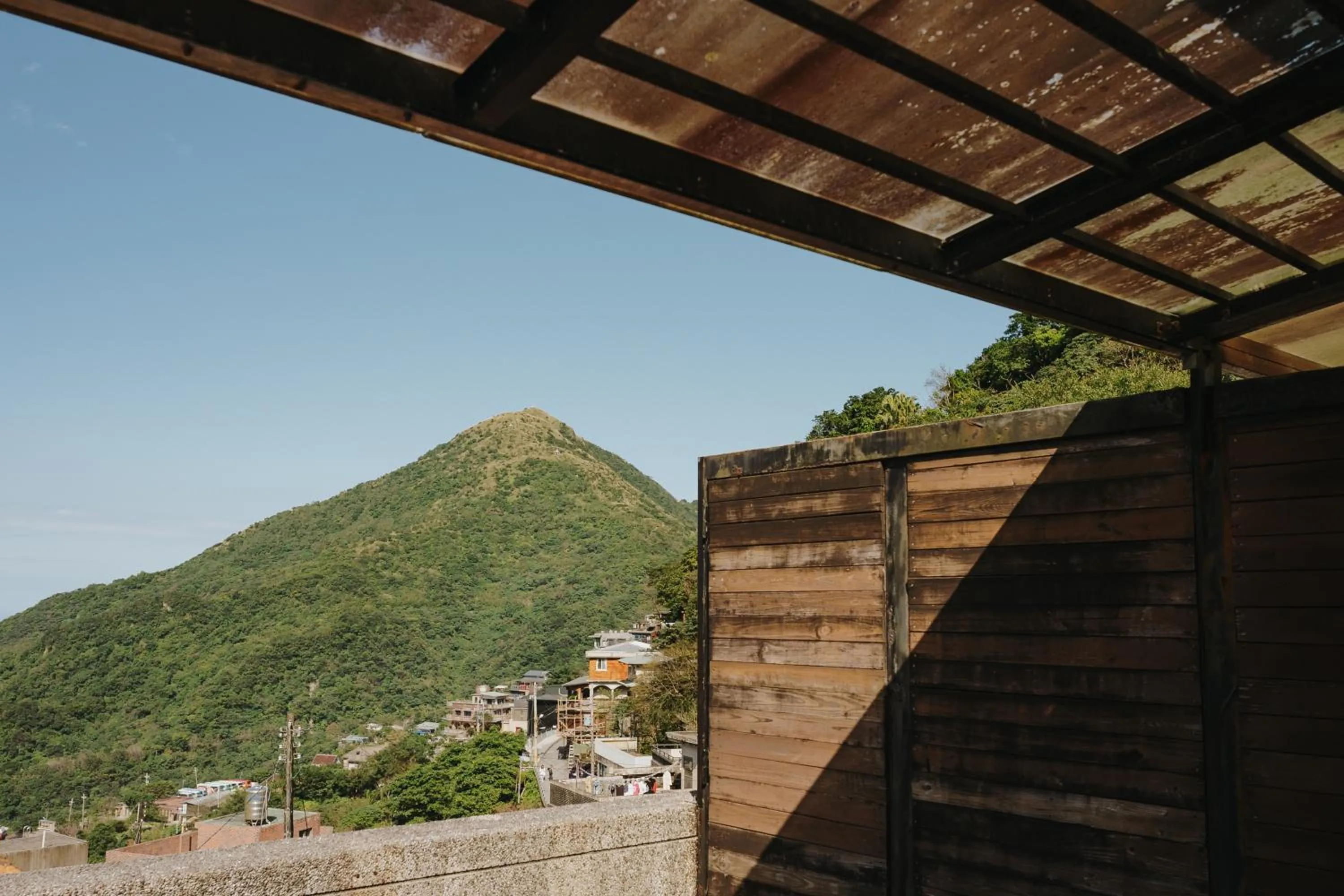 Mountain view in Mountain Traveler Inn