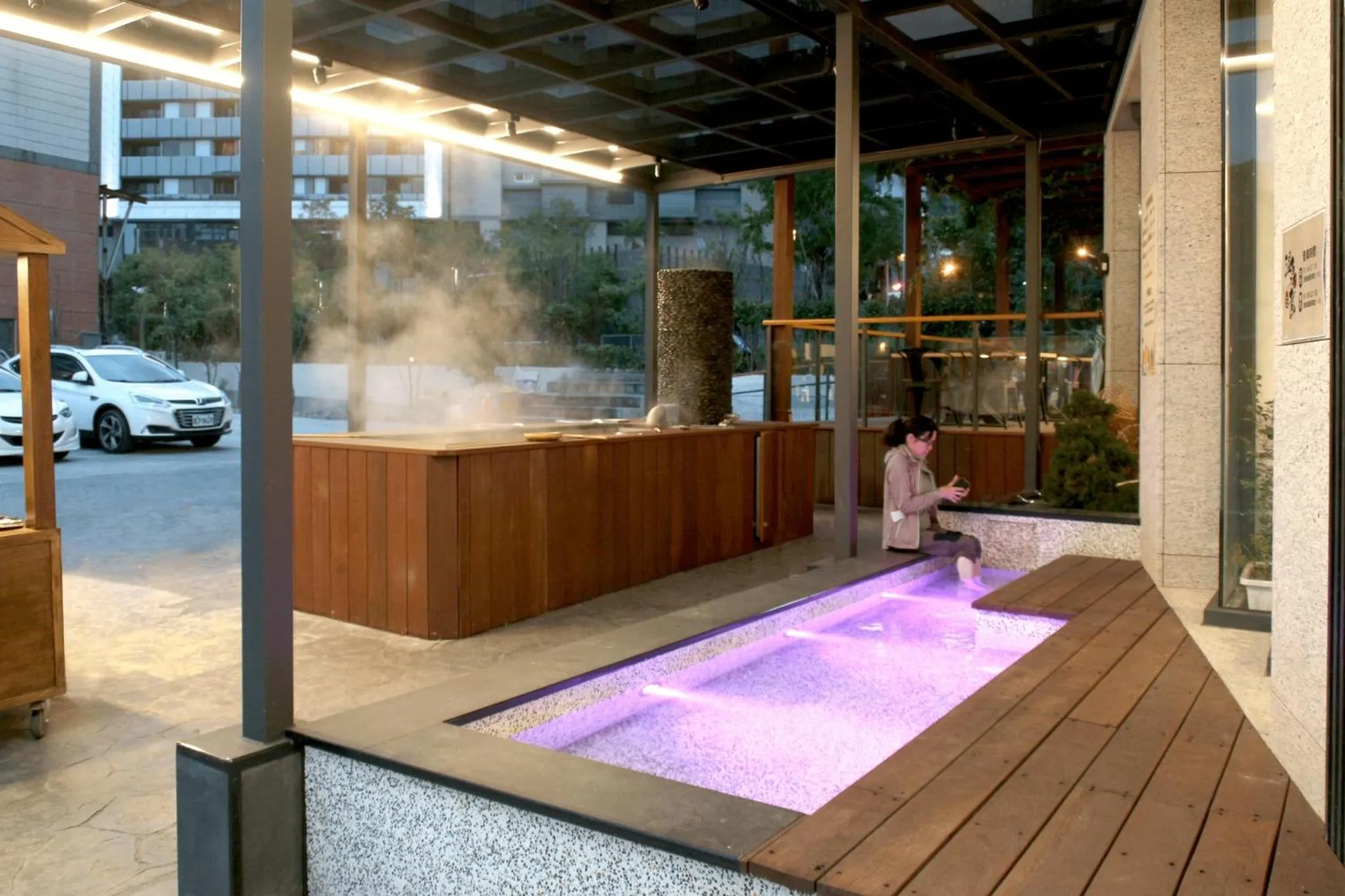 Area and facilities in Gamalan FL Spring Hotel