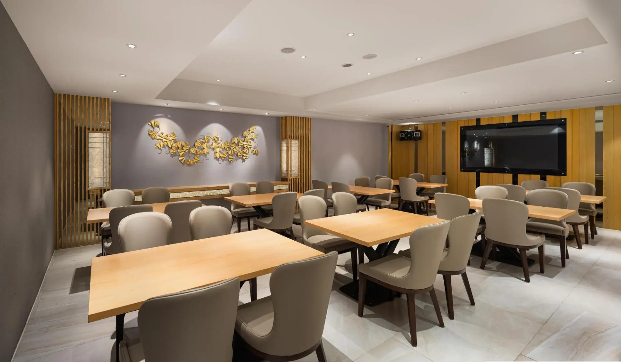 Restaurant/places to eat in Gamalan FL Spring Hotel Restaurant/places to eat in Gamalan FL Spring Hotel