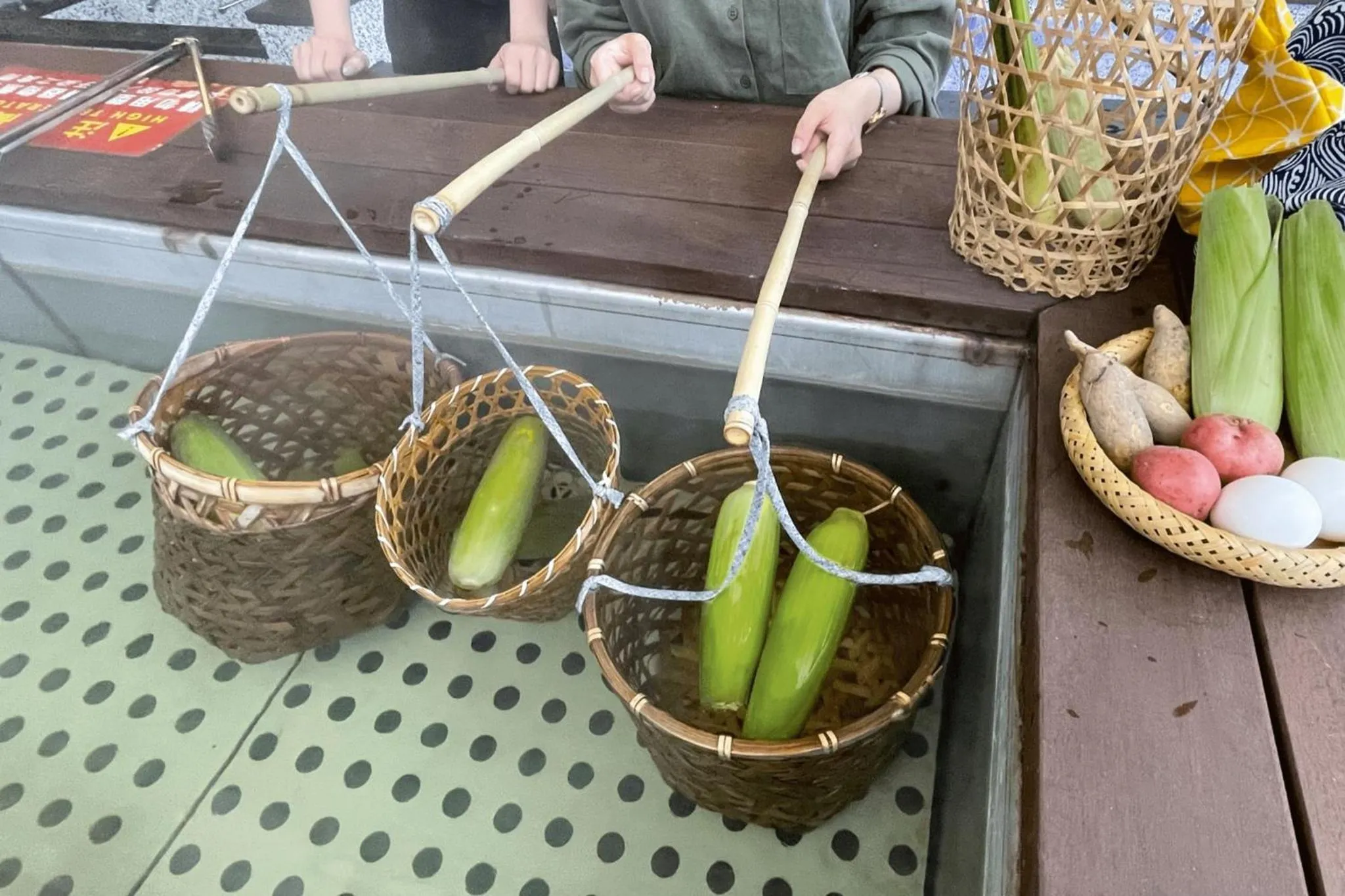 Activities in Gamalan FL Spring Hotel