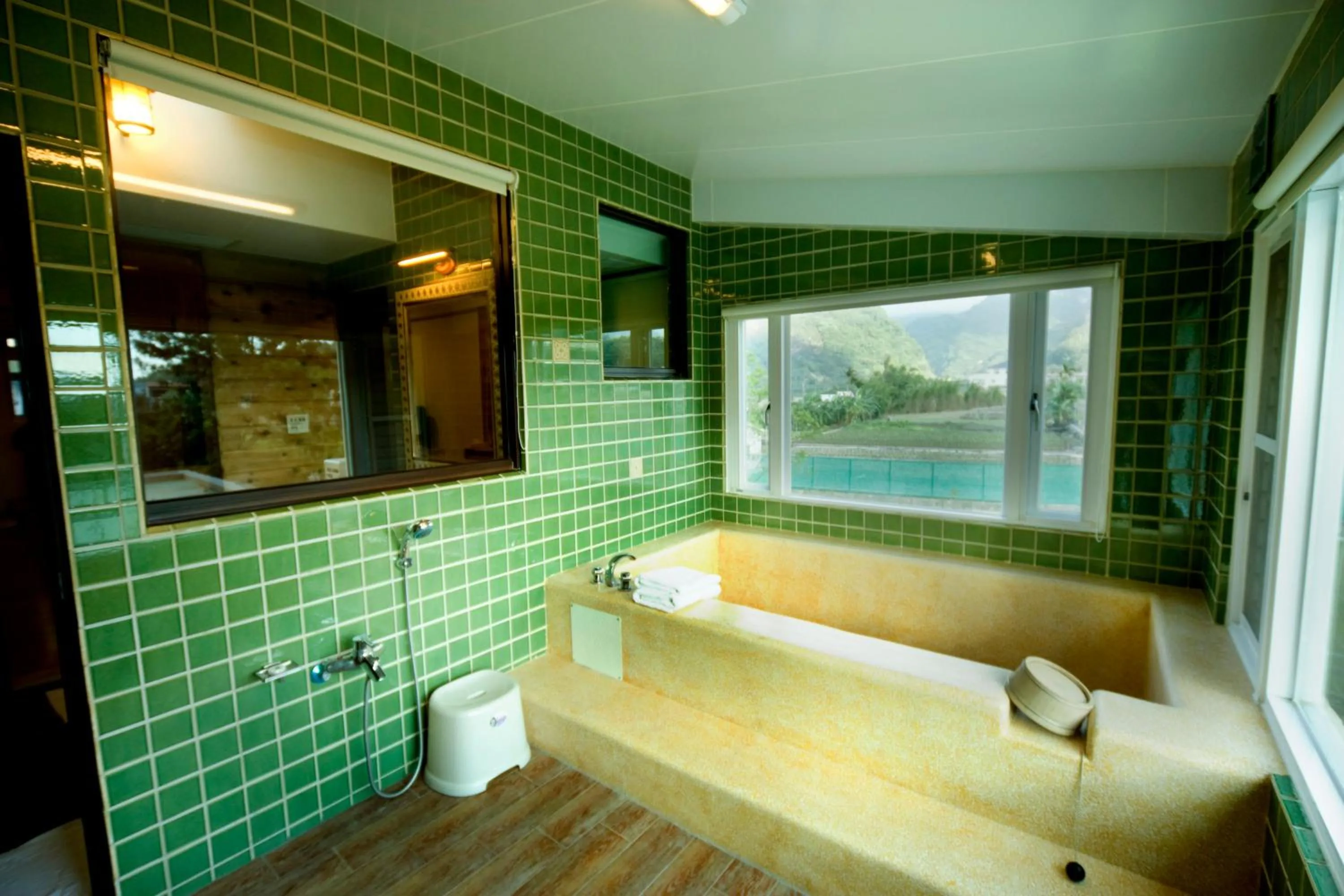 Bathroom in Schokolake Country House