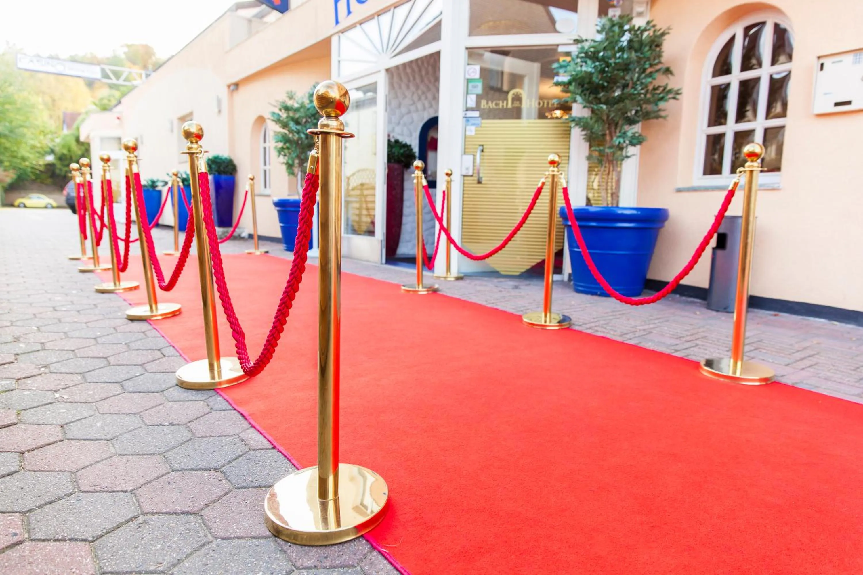 Facade/entrance in Bach Hotel