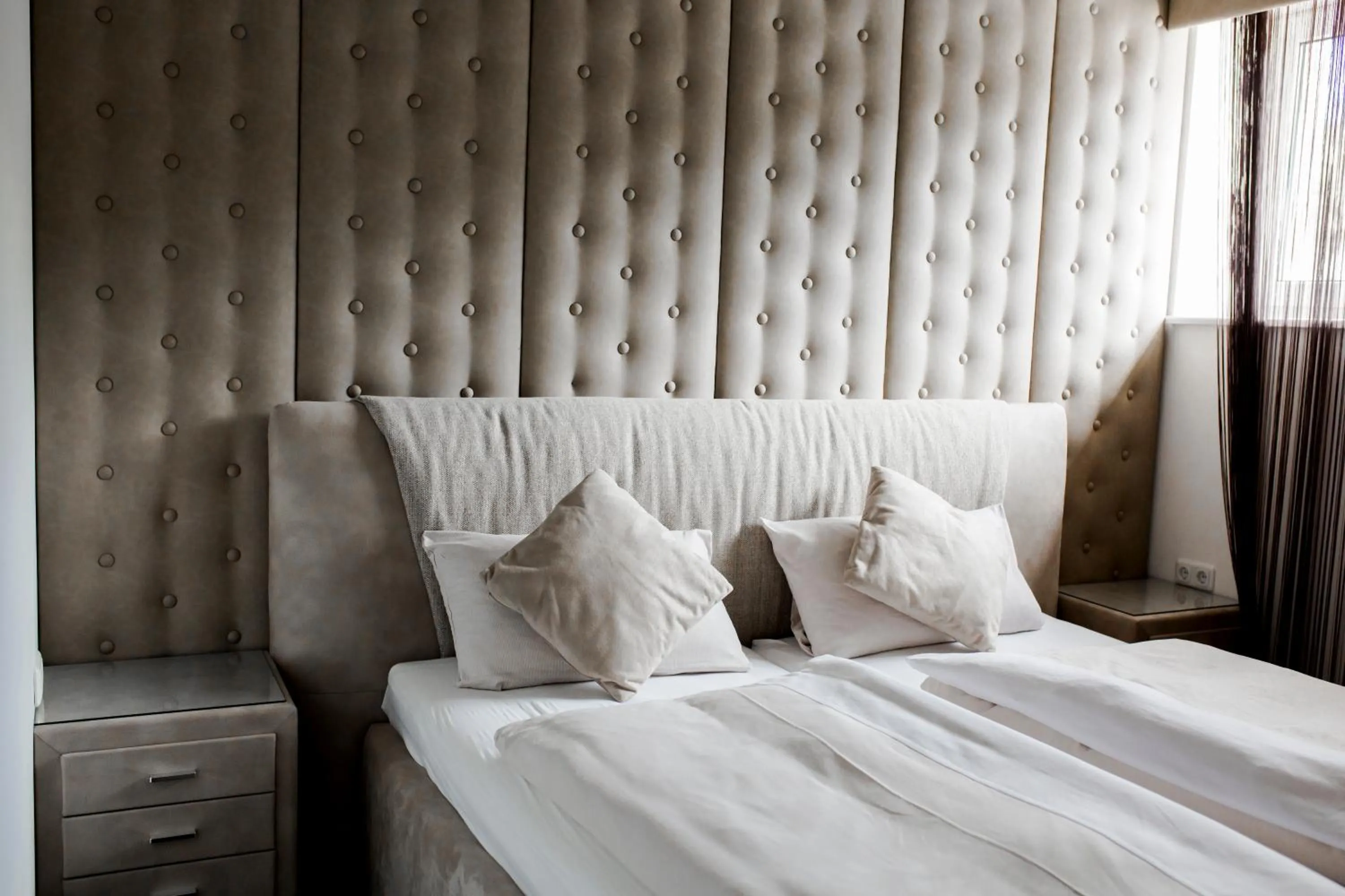 Bedroom, Bed in Bach Hotel