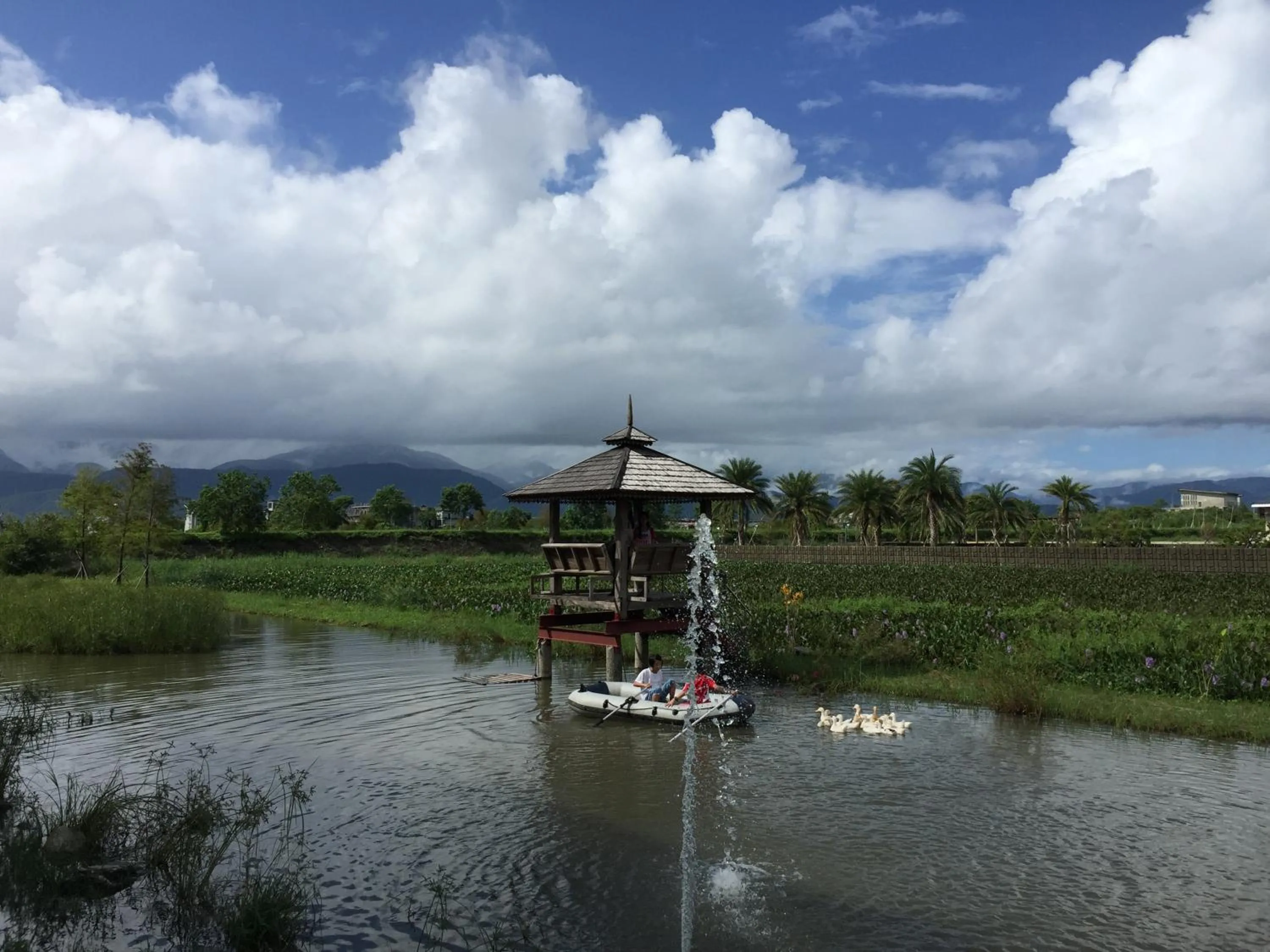 Canoeing in Beautiful Yilan Resort