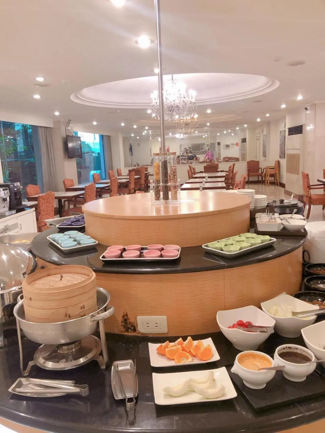 Breakfast in Moonlight Hotel