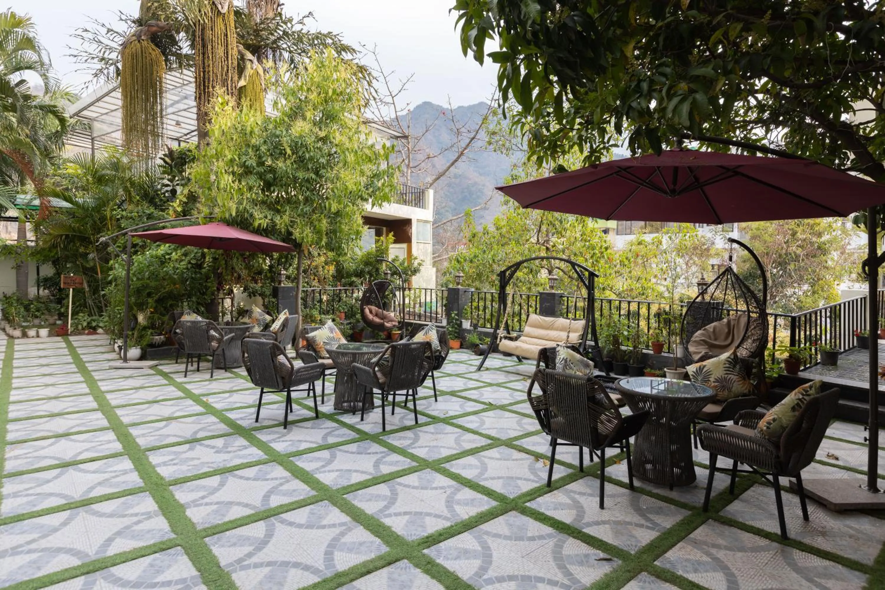 Garden in Yogved Hospitality & Resort