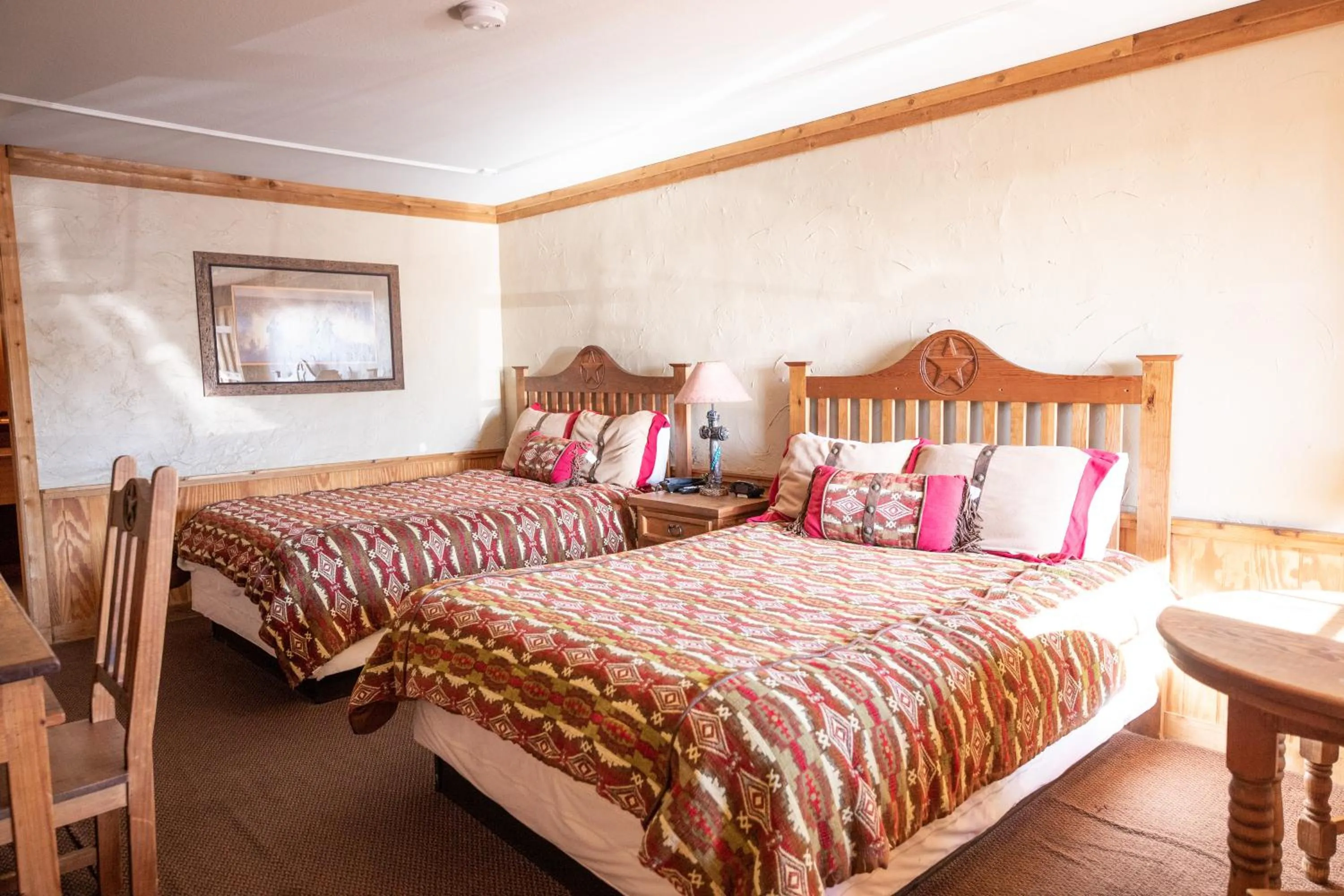 Bedroom, Bed in The Big Texan Motel