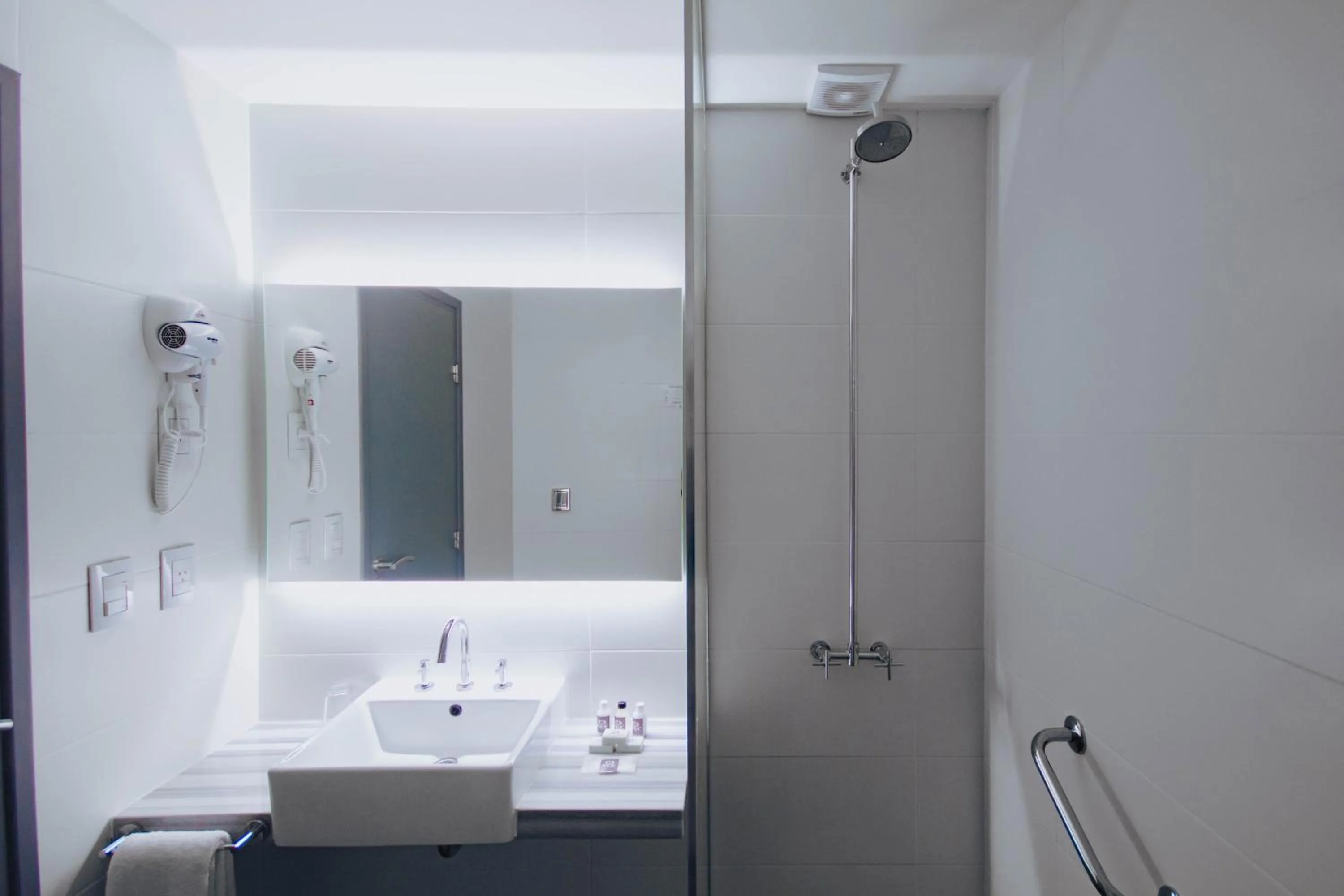 Bathroom in SEC Hotel