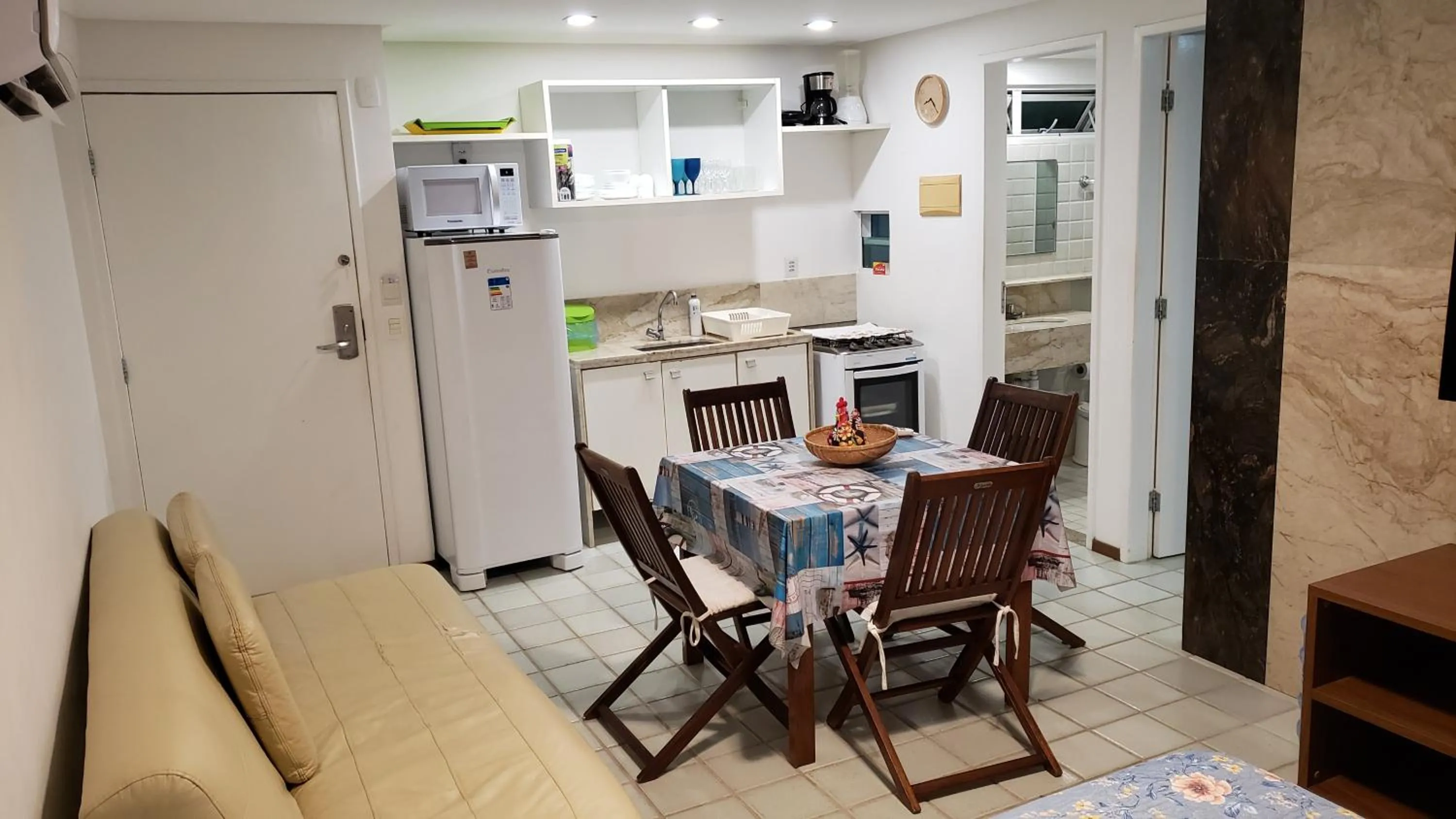 Dining area in Ancorar Resort Frente Mar - Flat 6103