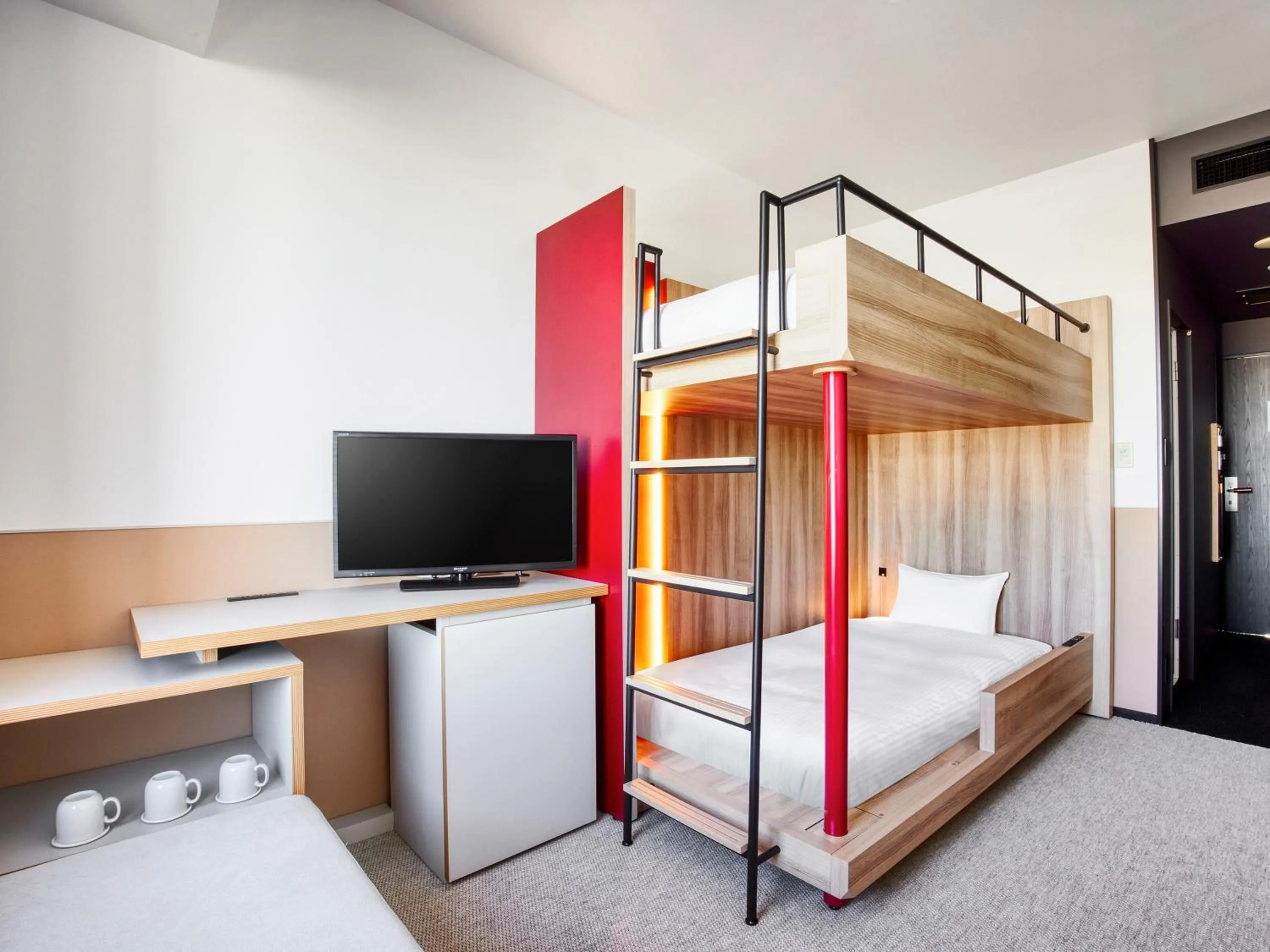 Photo of the whole room, Bed in LOISIR HOTEL SHINAGAWA SEASIDE