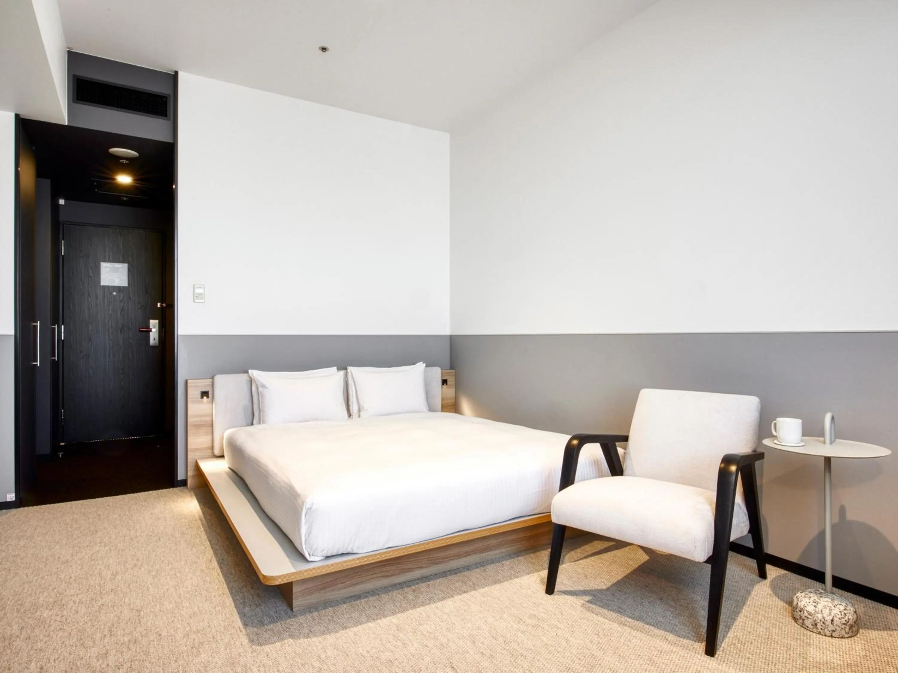 Photo of the whole room, Bed in LOISIR HOTEL SHINAGAWA SEASIDE