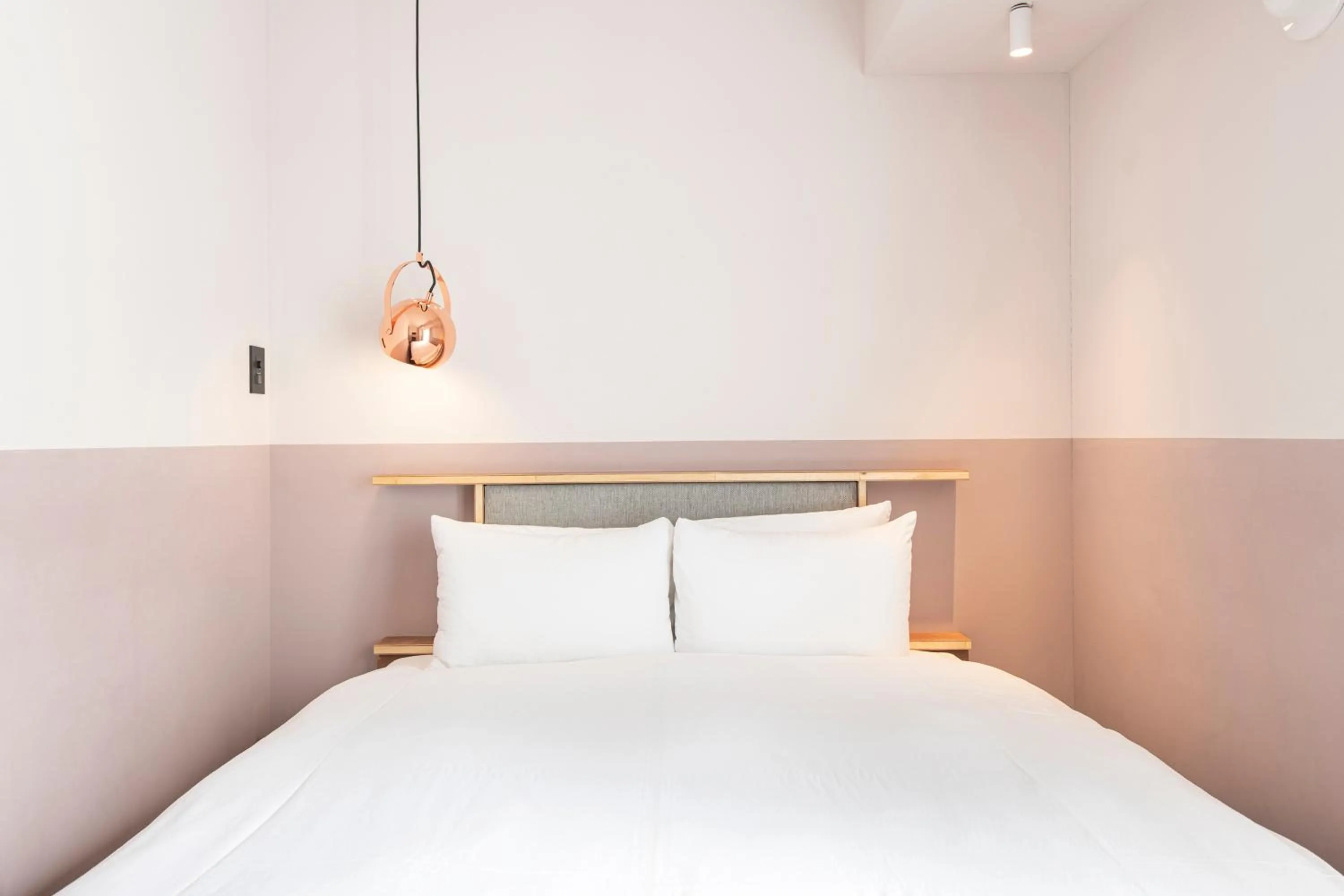 Bed in Hotel Asakusa KANNONURA