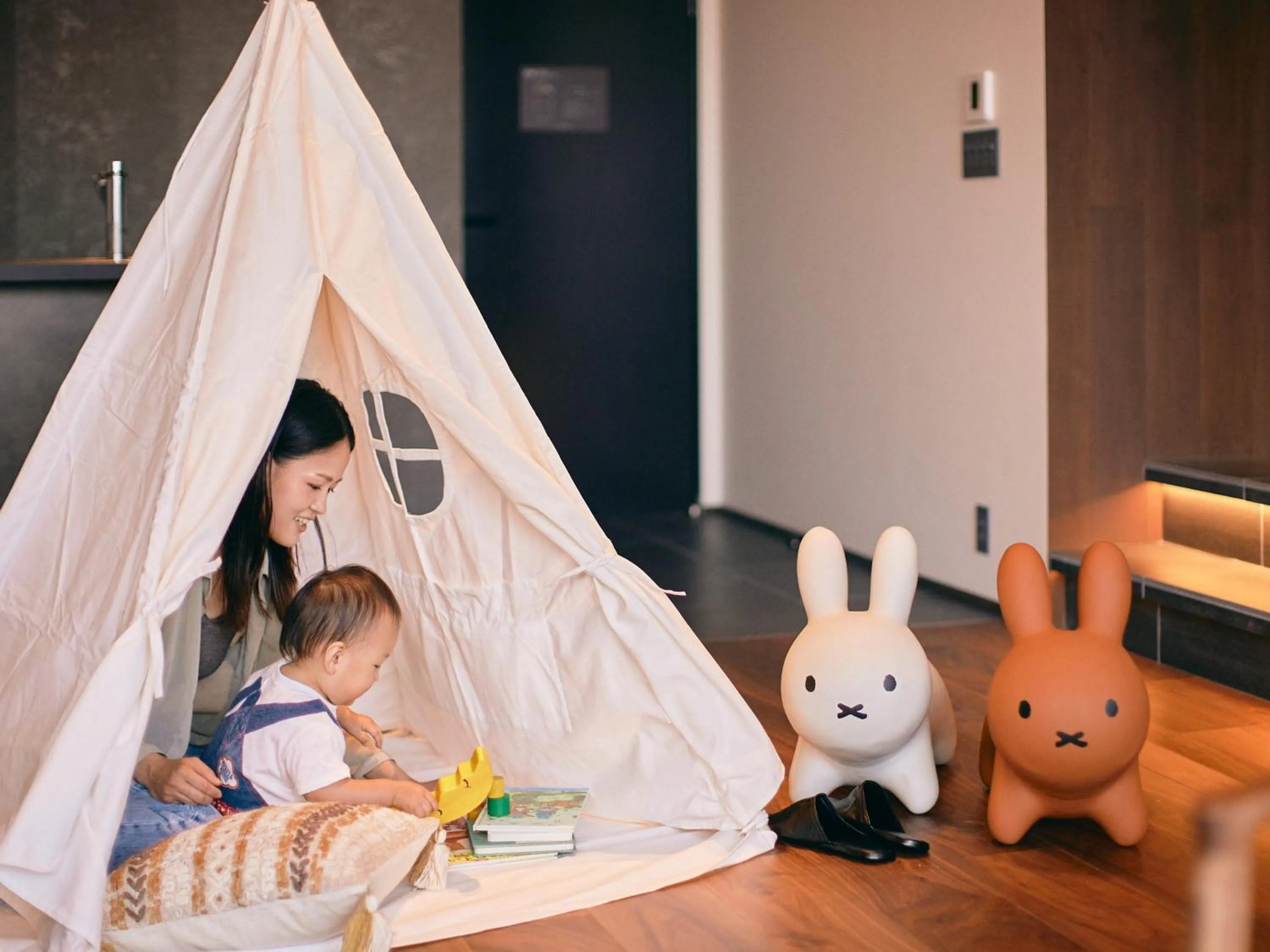 People in 41 PIECES Sapporo