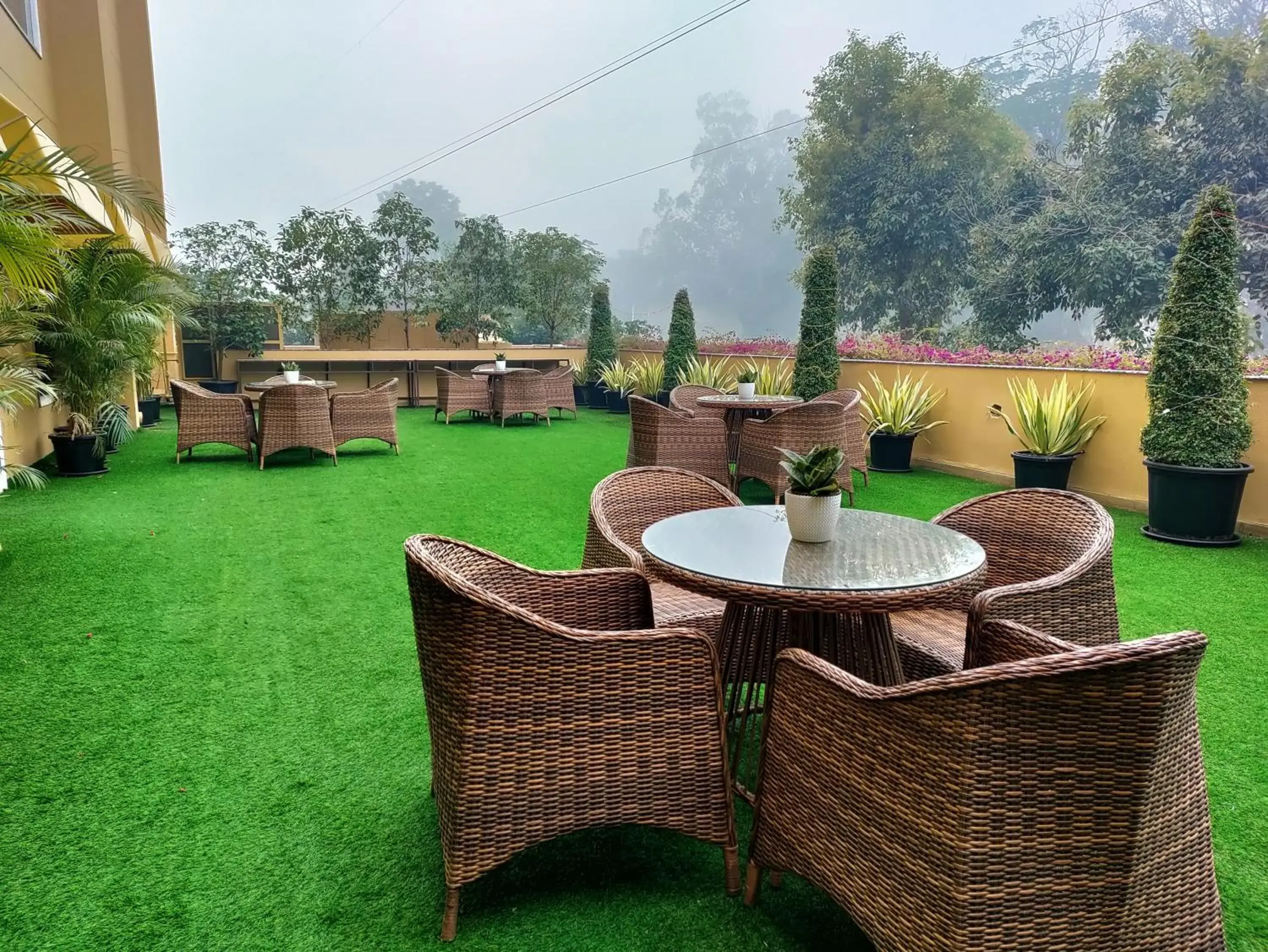 Restaurant/places to eat in The Lalita Grand Mathura- Vrindavan Restaurant/places to eat in The Lalita Grand Mathura- Vrindavan