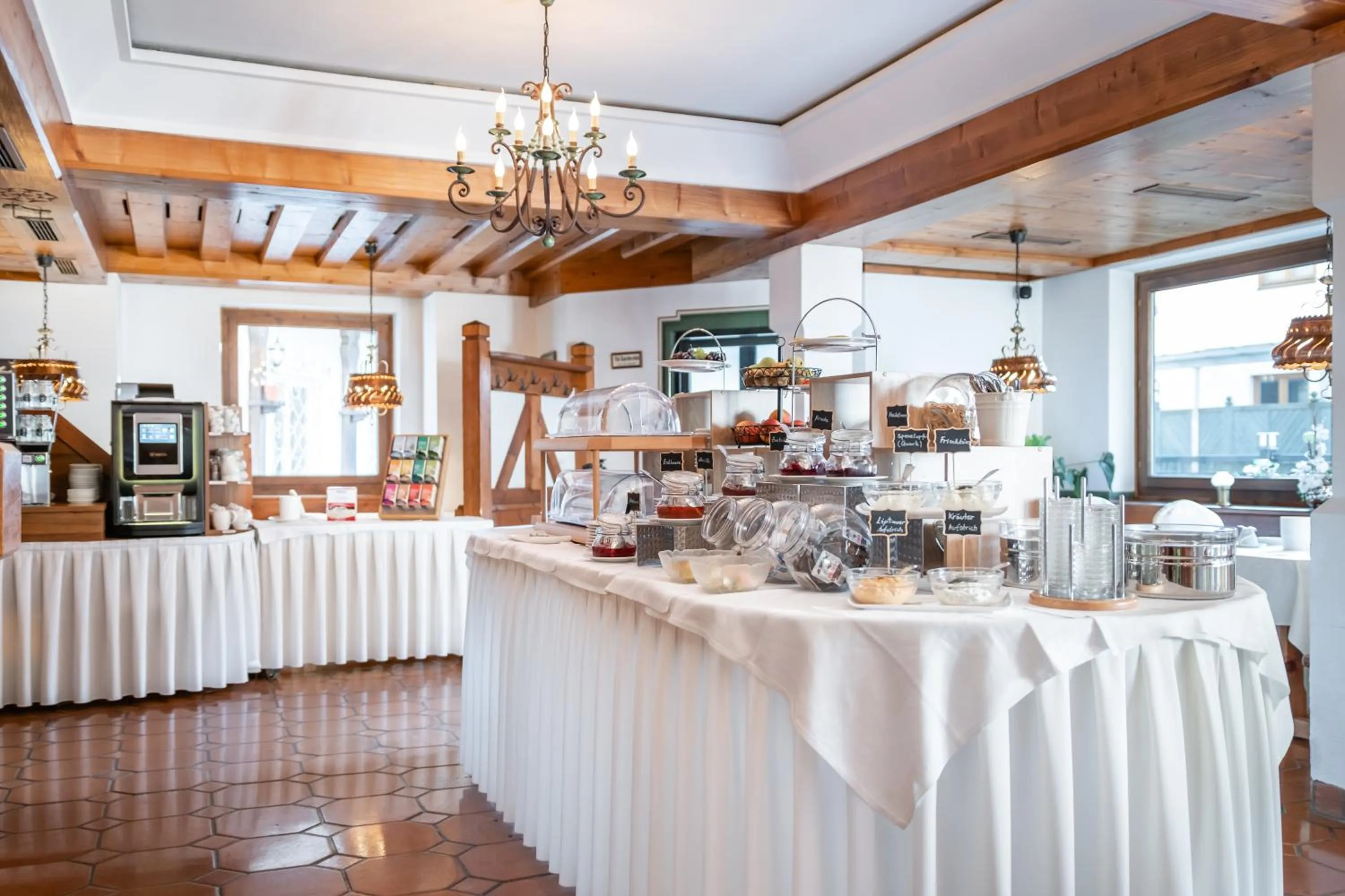 Breakfast in Hotel Dachstein