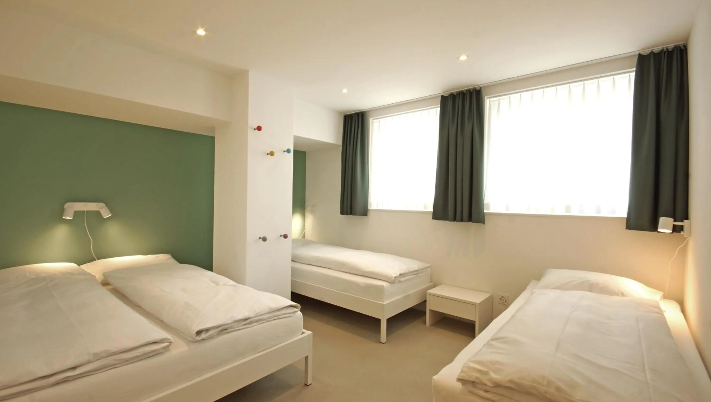 Basic Triple Room with Shared Bathroom in Alte Metzg - Hostel
