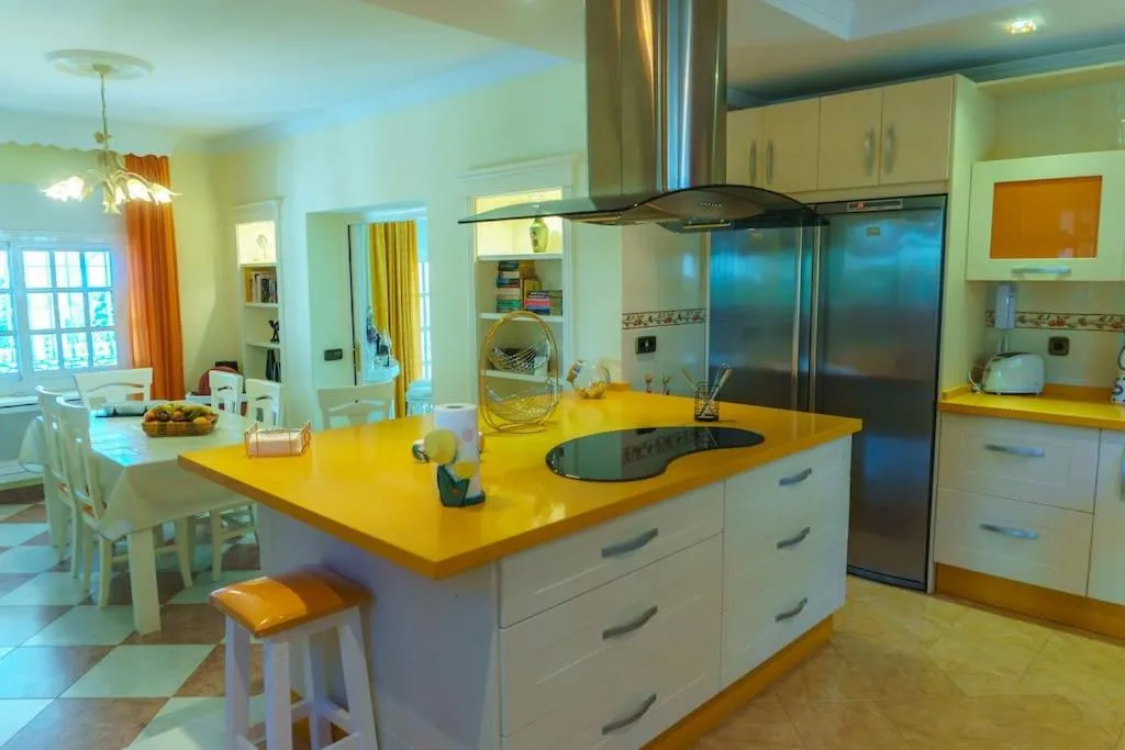 Kitchen or kitchenette in Villa Puerto de la Luz