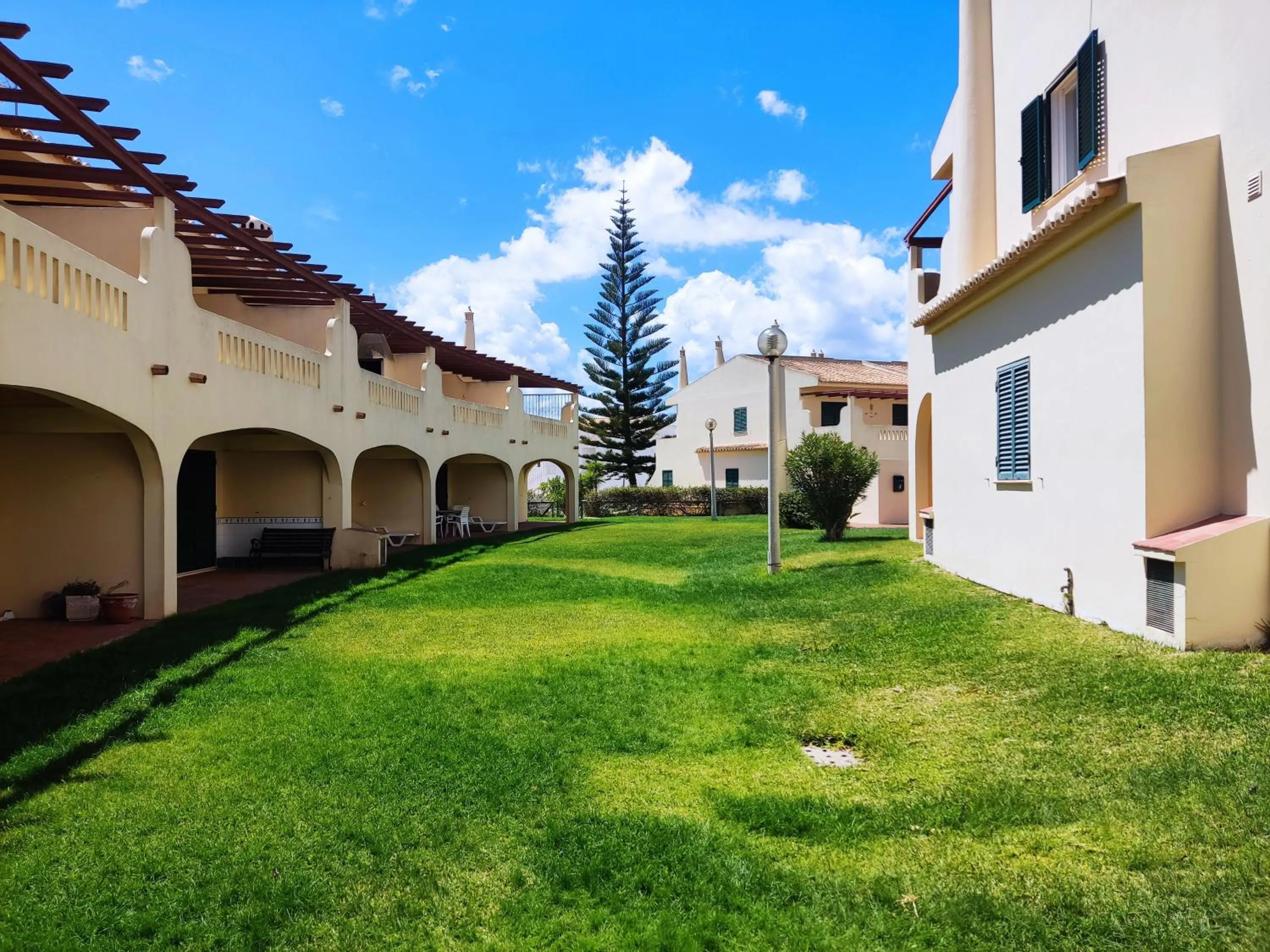 Garden in 51 VilaMar - Casas & Papeis