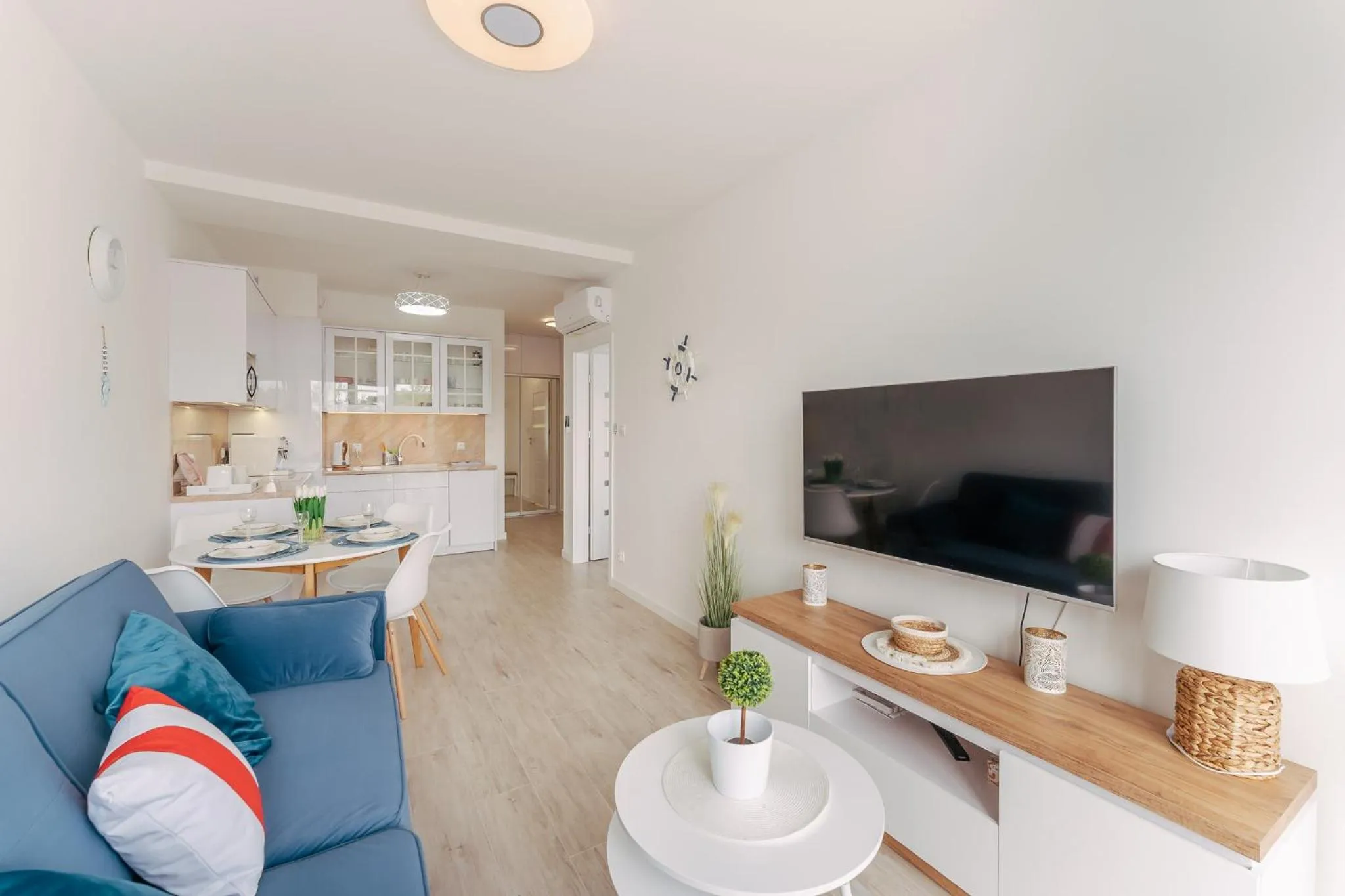 Communal lounge/ TV room in Ustronie Apartments 20 m do plaży