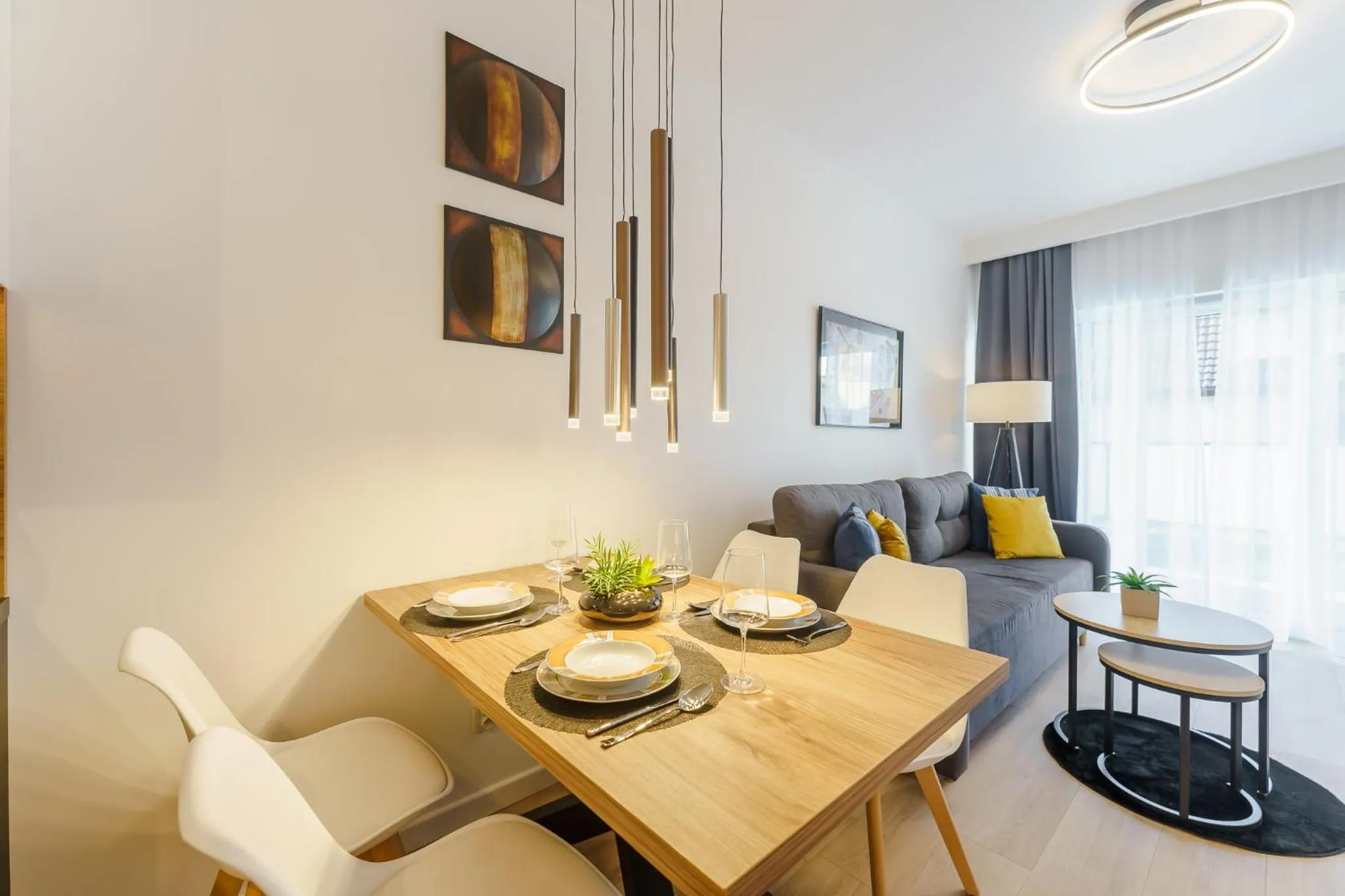 Dining area in Ustronie Apartments 20 m do plaży