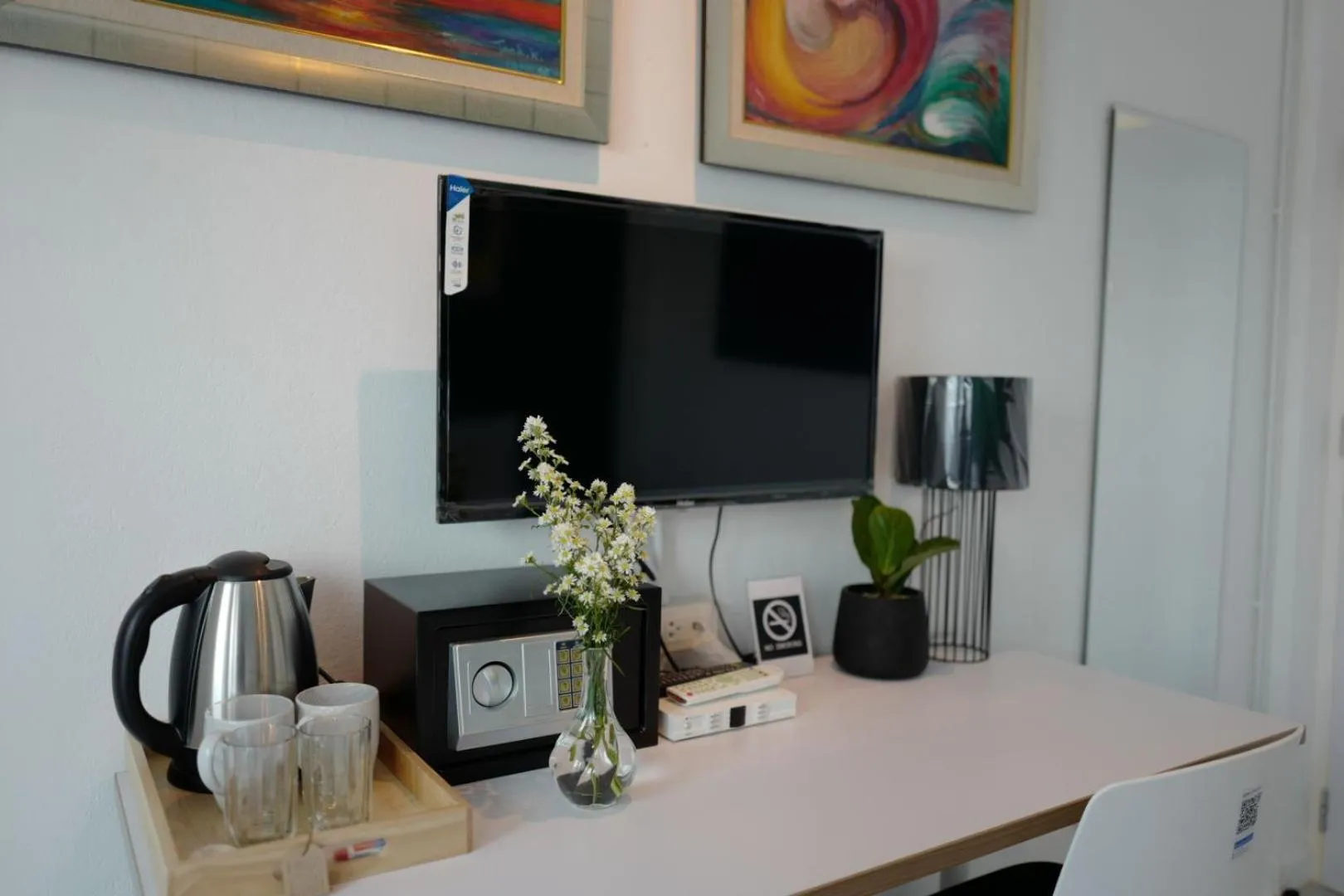 TV and multimedia in Baan Suandao Wat Arun