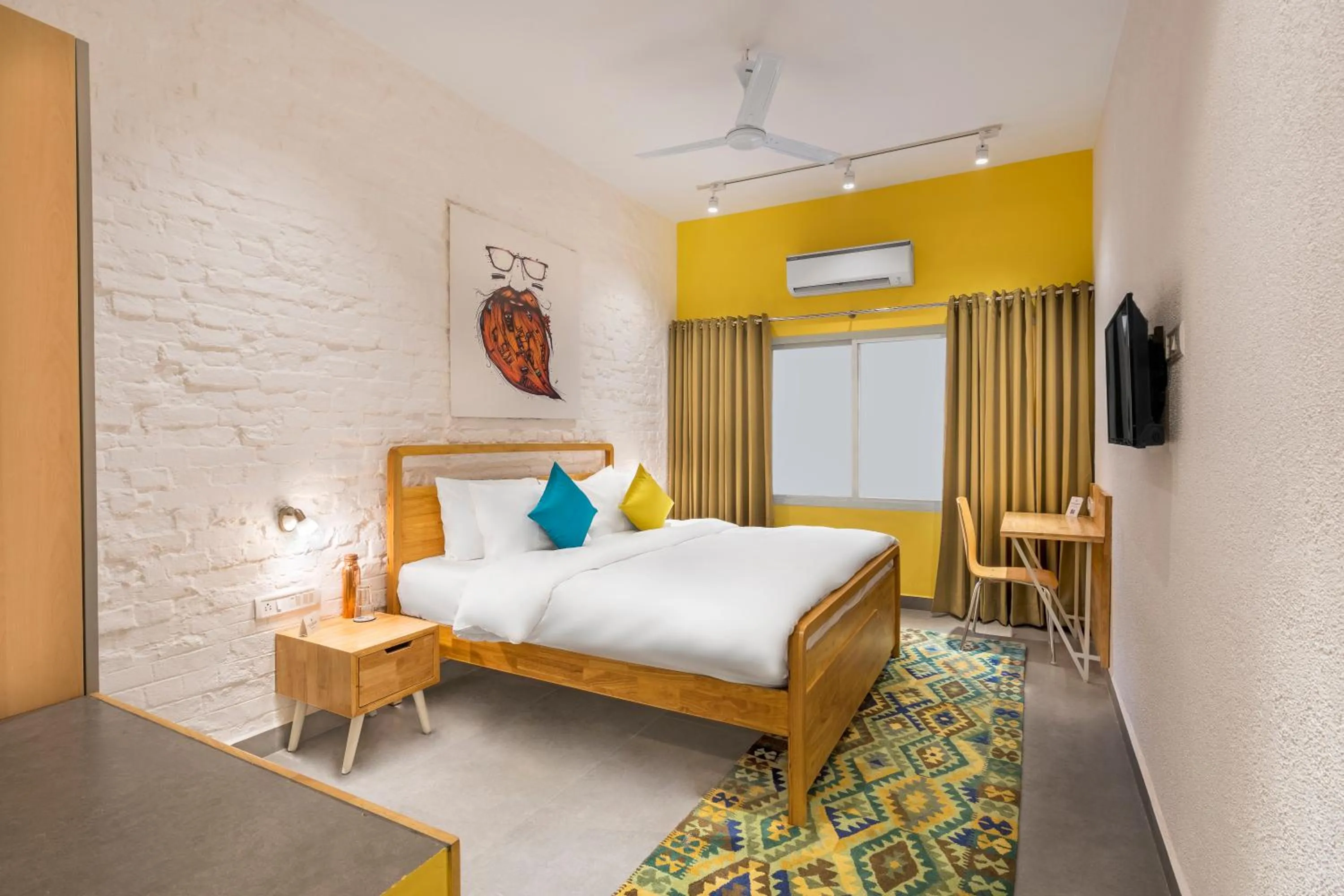 Photo of the whole room, Bed in Bedzzz Varanasi by Leisure Hotels, 1 Km from Dashwasamedh Ghat