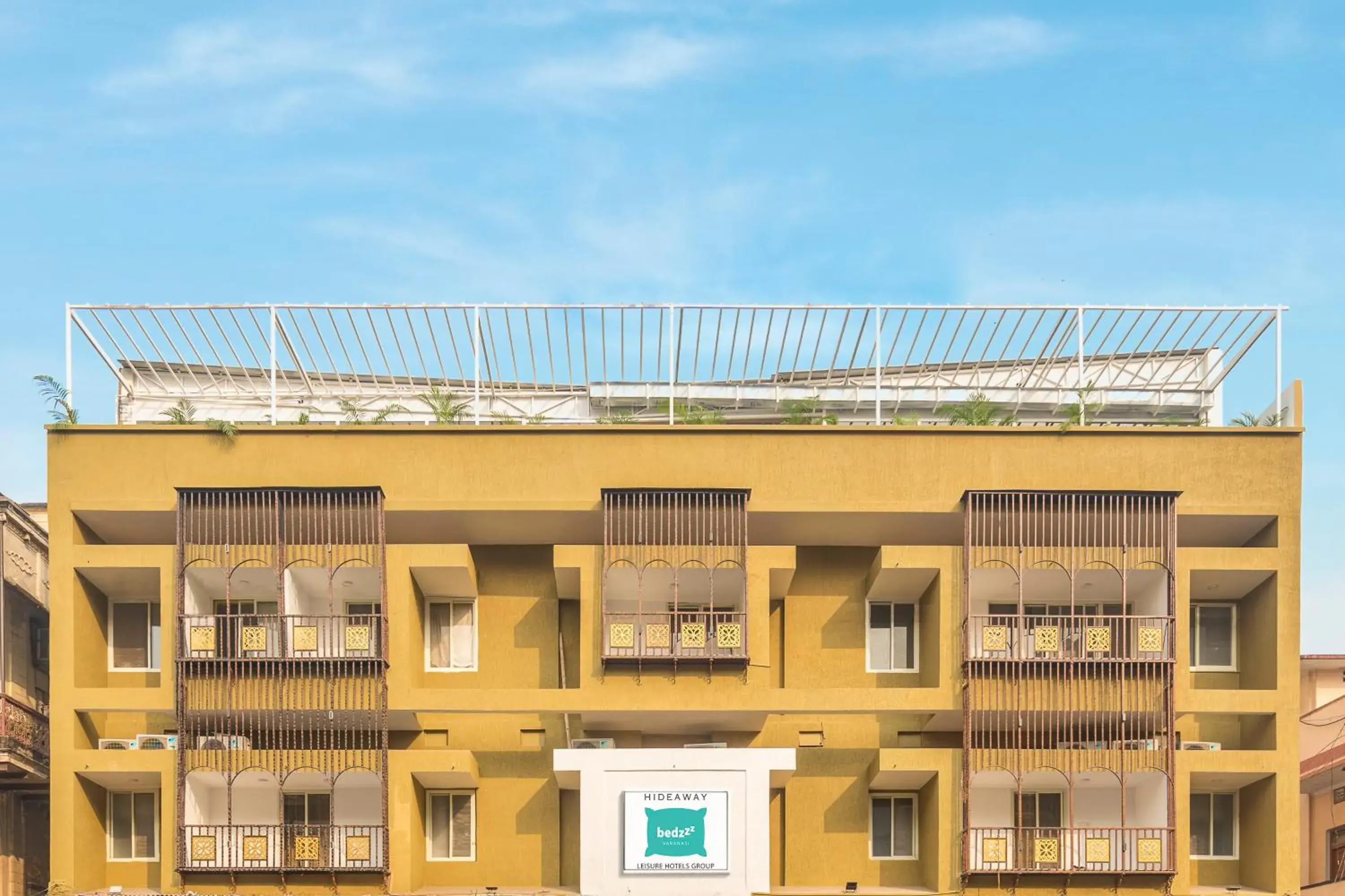 Property building in Bedzzz Varanasi by Leisure Hotels, 1 Km from Dashwasamedh Ghat Property building in Bedzzz Varanasi by Leisure Hotels, 1 Km from Dashwasamedh Ghat