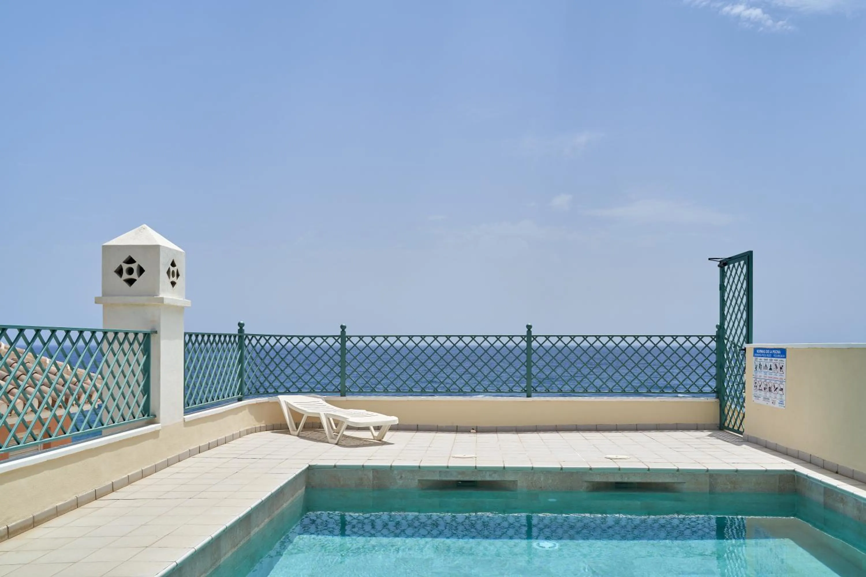 Beachfront apartment Torrox Costa