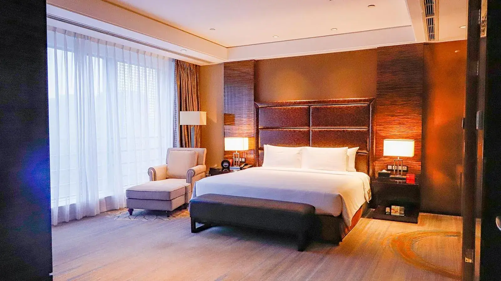 Executive Suite in Howard Johnson Hi - Tech Plaza Chengdu Executive Suite in Howard Johnson Hi - Tech Plaza Chengdu