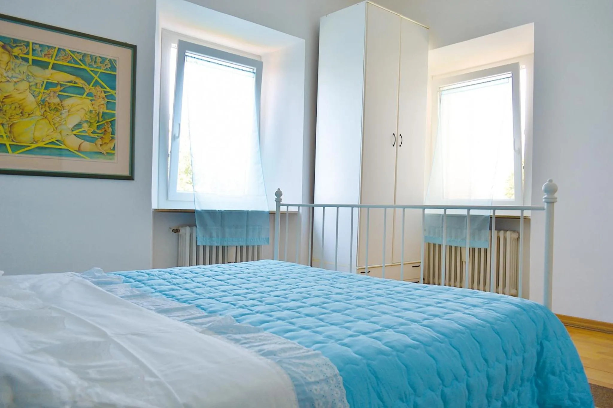 Photo of the whole room, Bed in La Casa Dell'Artista