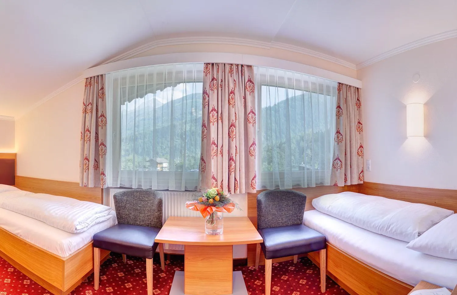 Bedroom, Bed in Hotel Finkenbergerhof