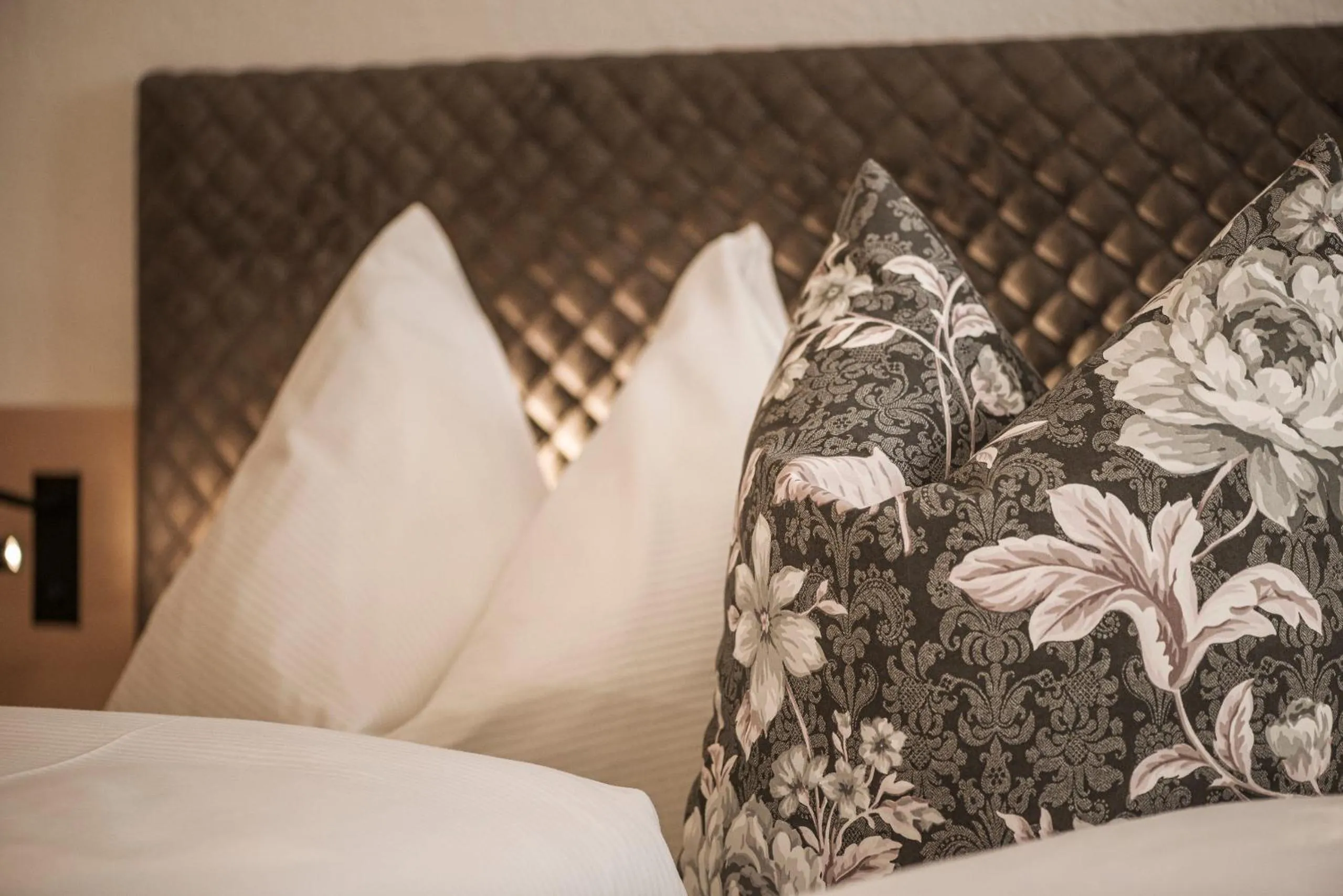 Decorative detail, Bed in Hotel Finkenbergerhof