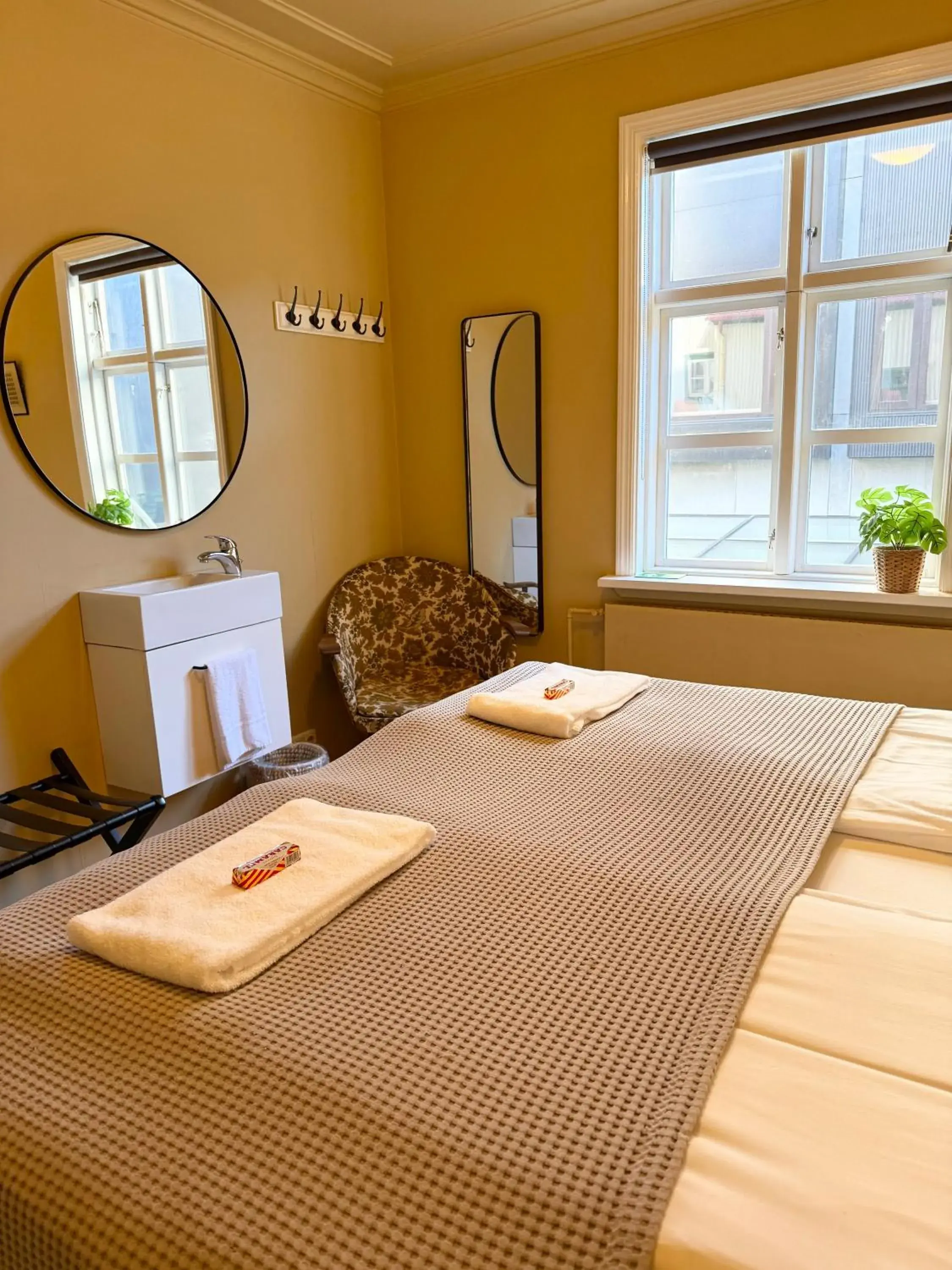 Bed in Grettir Guesthouse Downtown Charm Bed in Grettir Guesthouse Downtown Charm